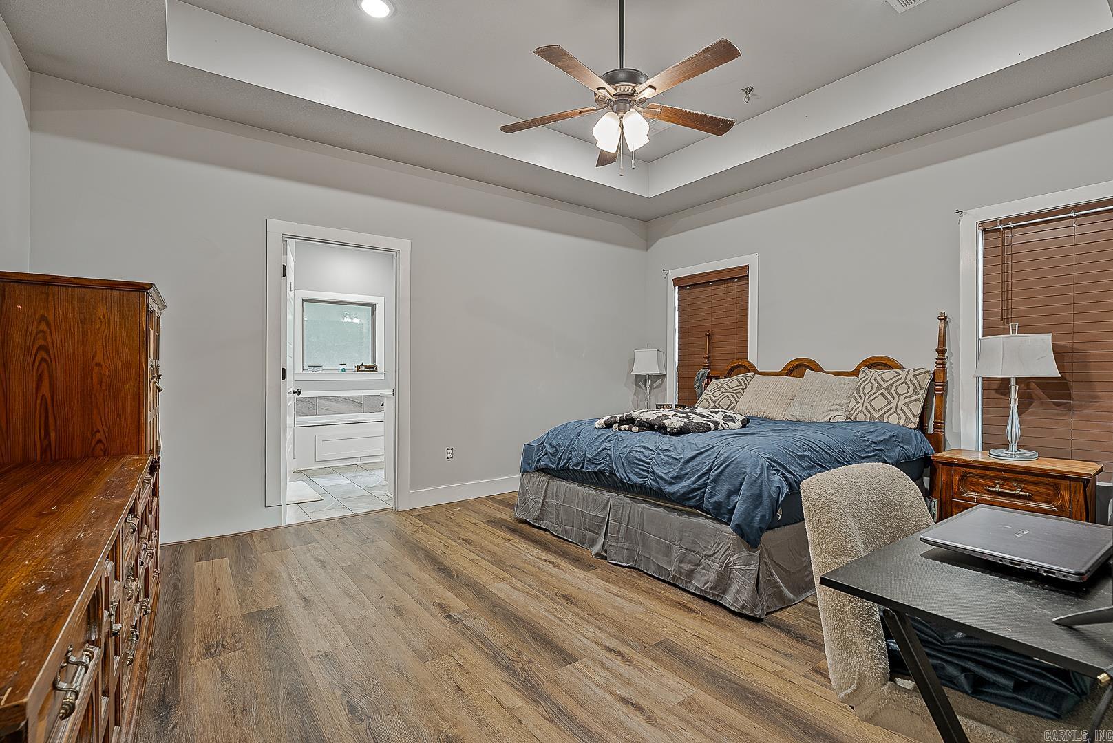 WHISPERING HILLS PHASE III REPLA - Residential