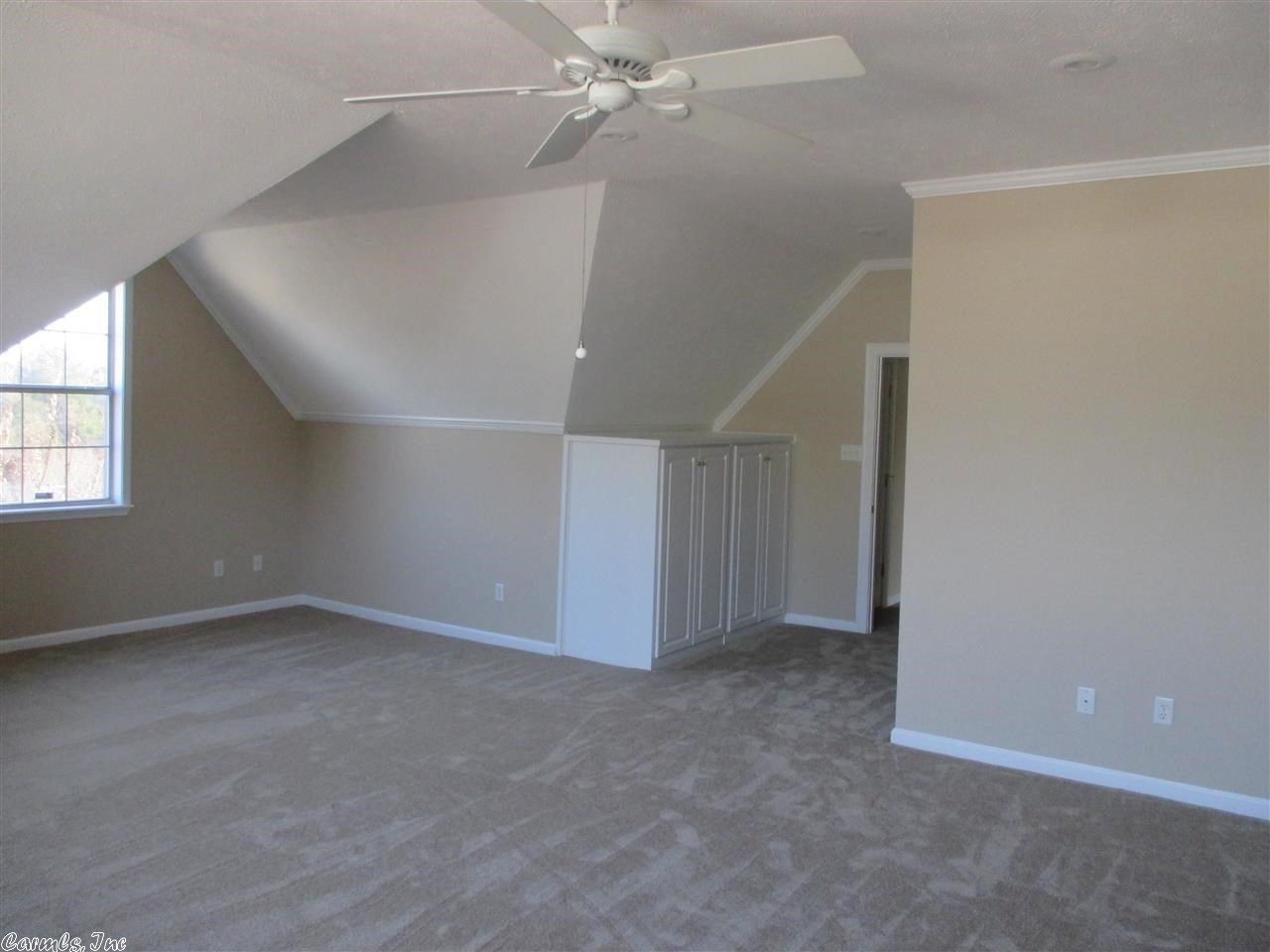 Scherman Oaks - Residential