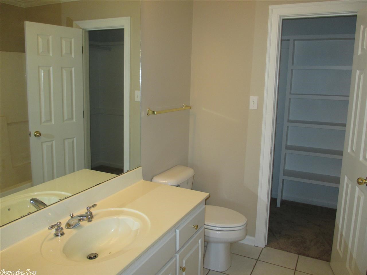 Scherman Oaks - Residential