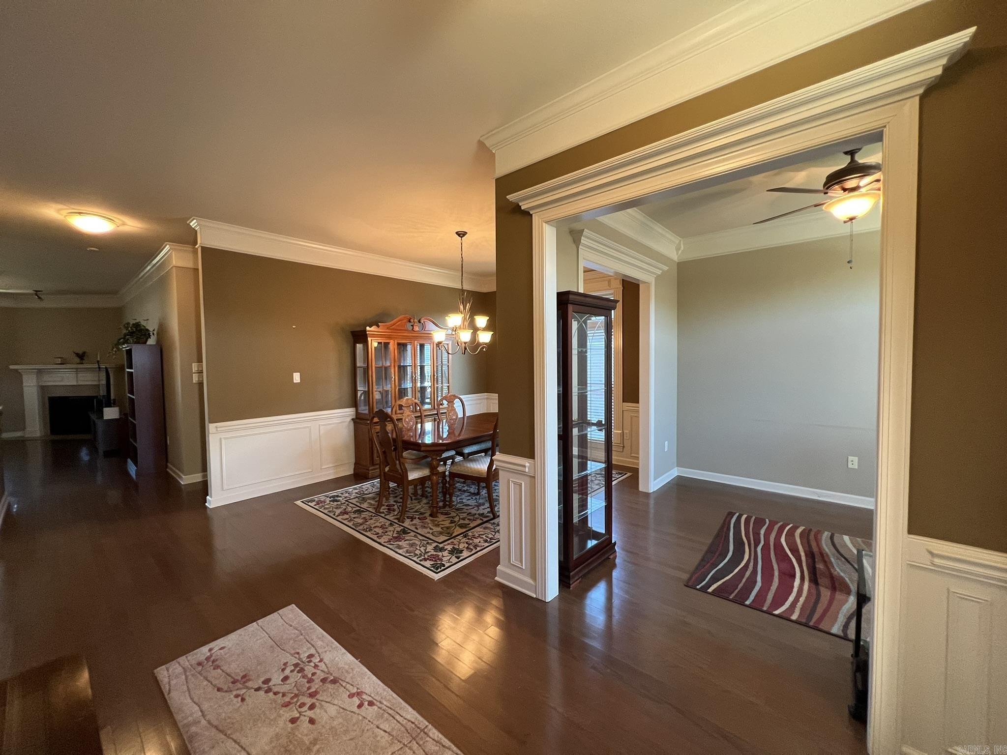 COUNTRY CLUB OF ARK THE - Residential