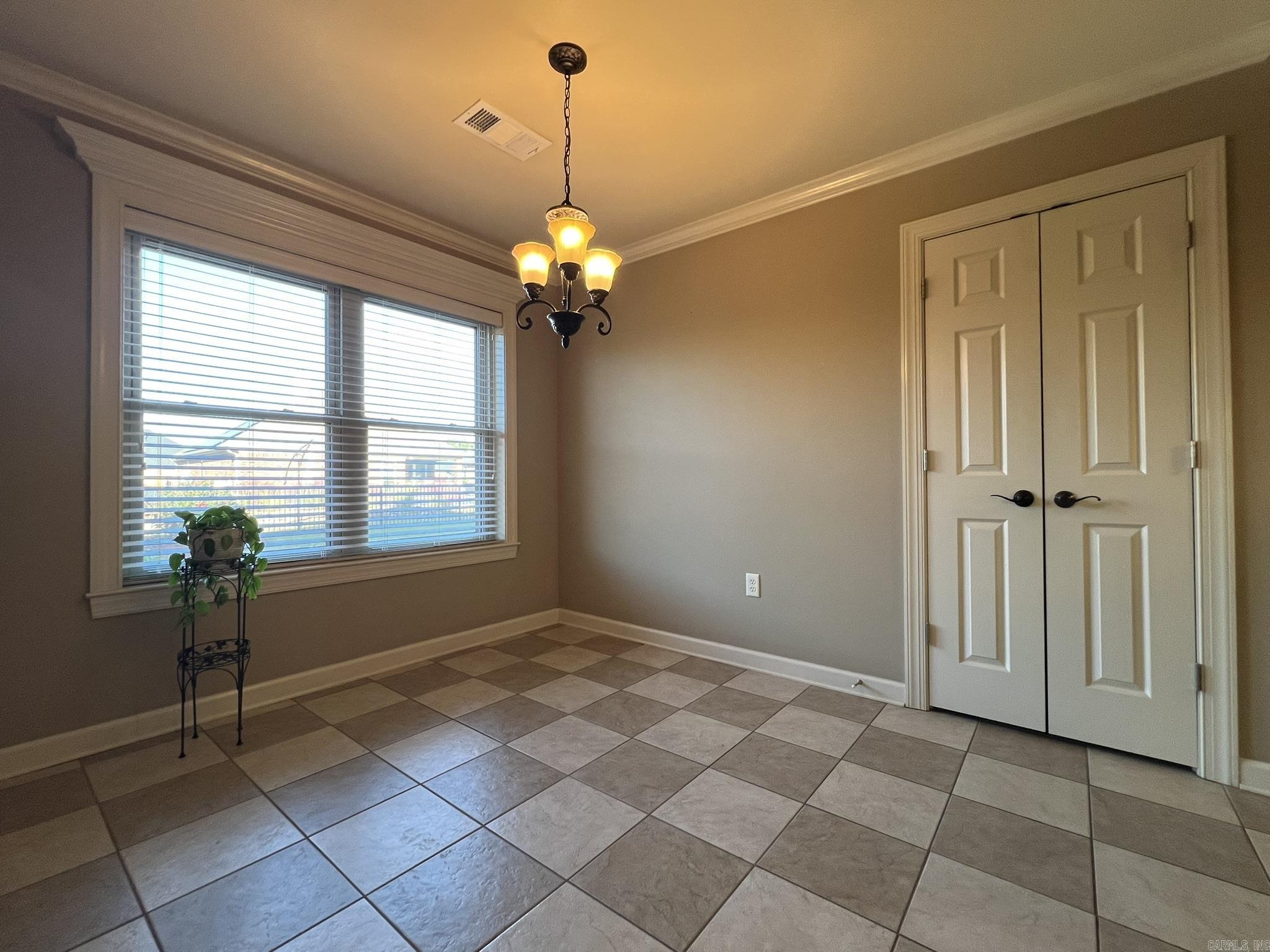 COUNTRY CLUB OF ARK THE - Residential