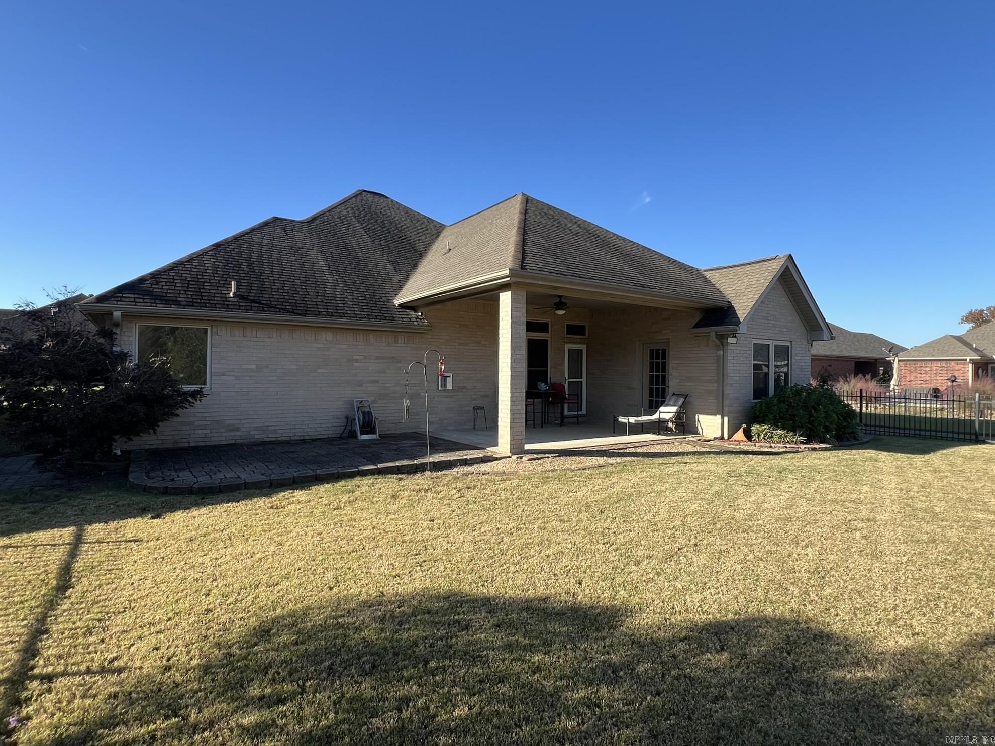 COUNTRY CLUB OF ARK THE - Residential