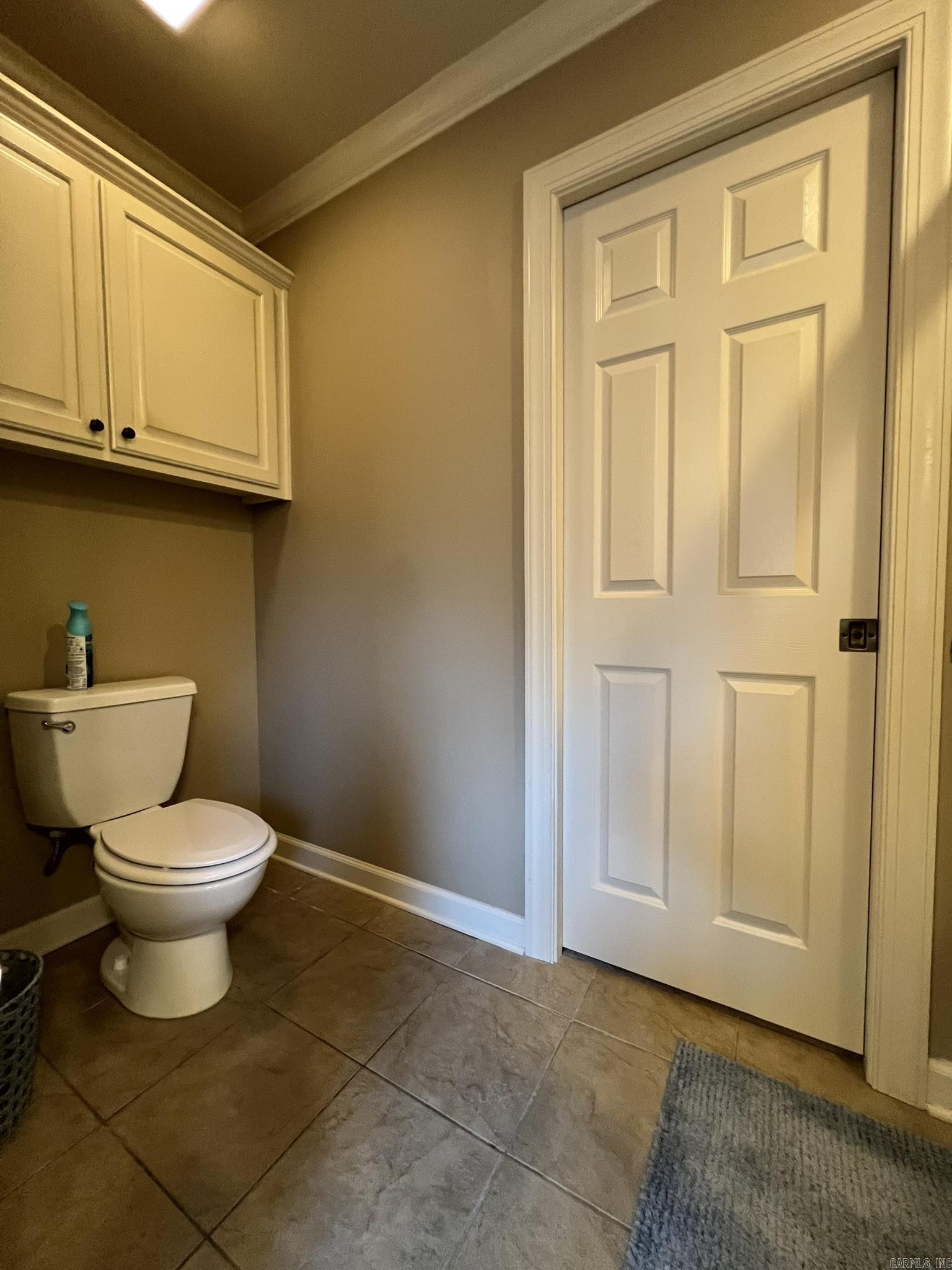 COUNTRY CLUB OF ARK THE - Residential