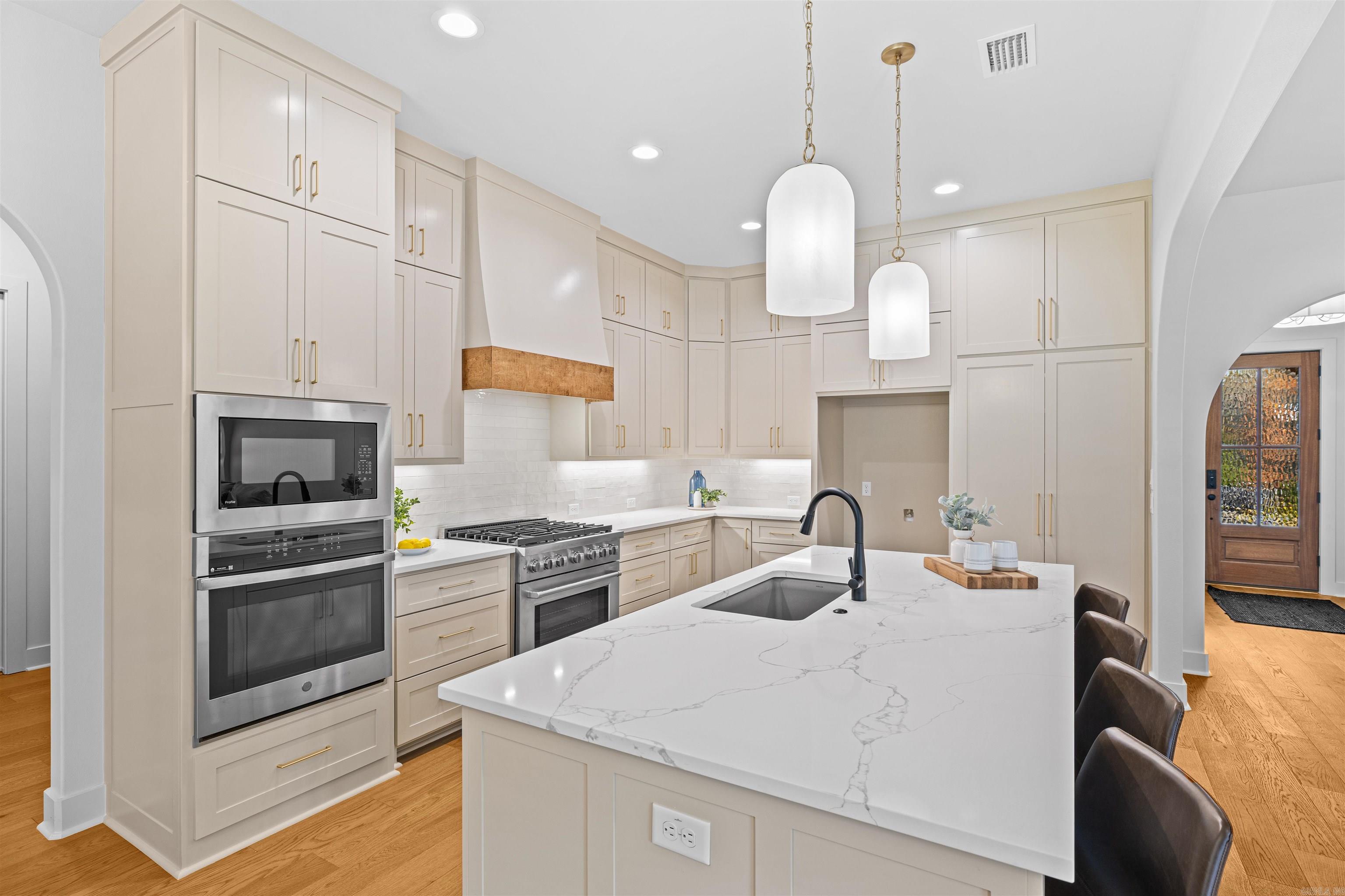 STONEBROOK - Residential