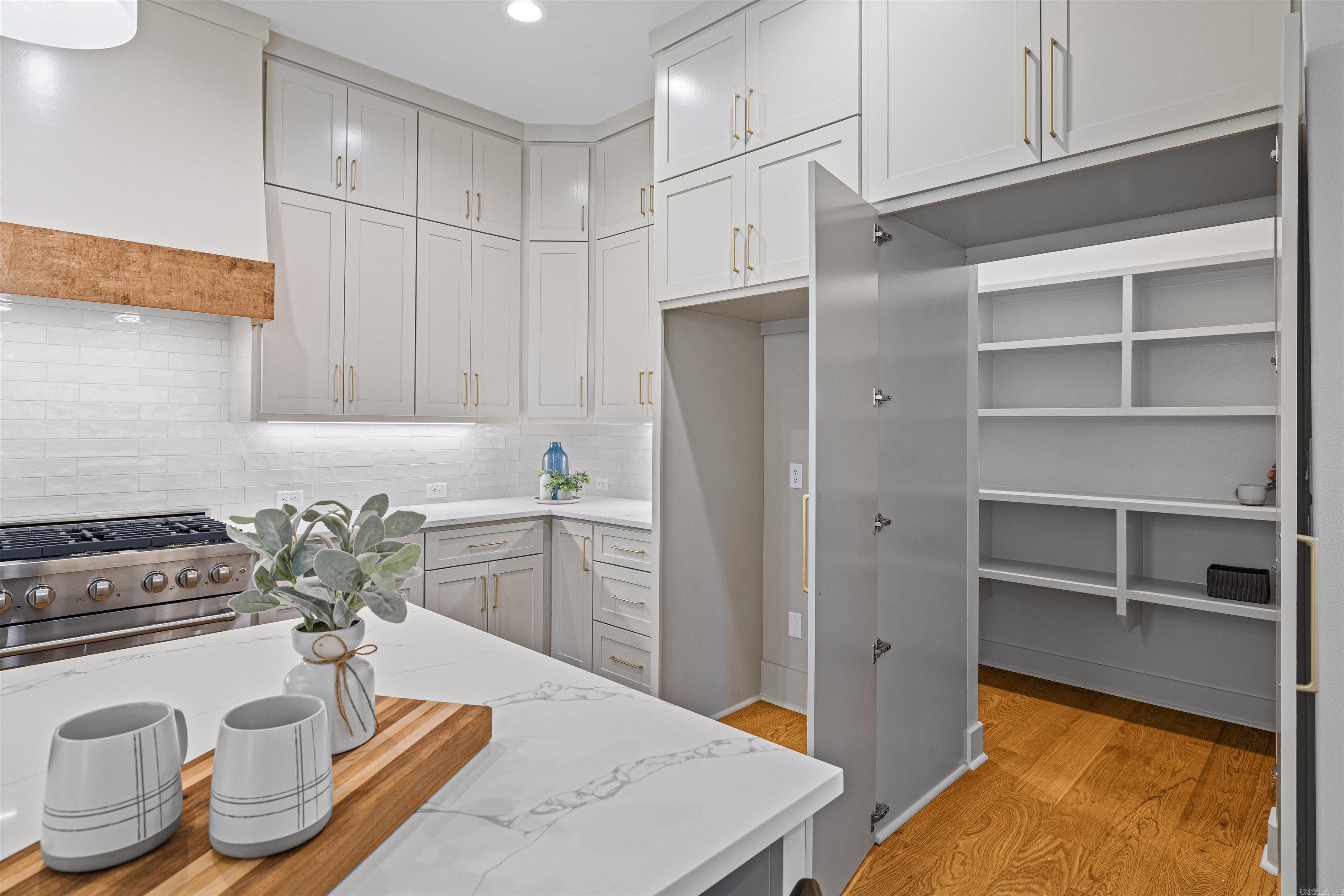 STONEBROOK - Residential