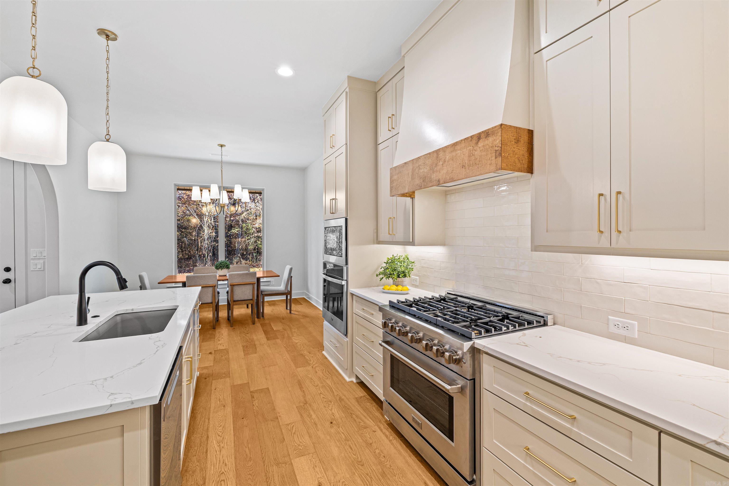 STONEBROOK - Residential