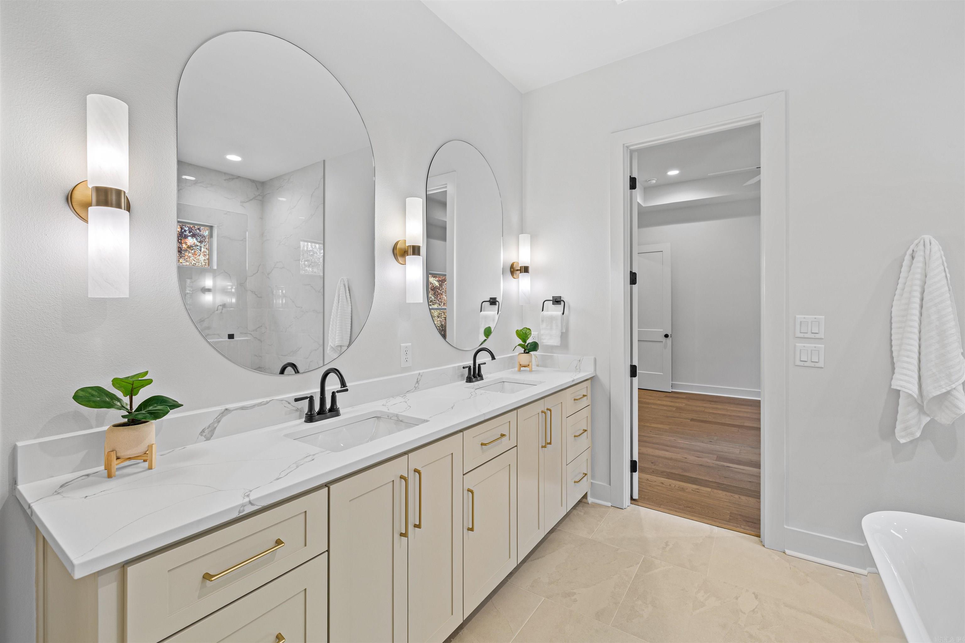 STONEBROOK - Residential