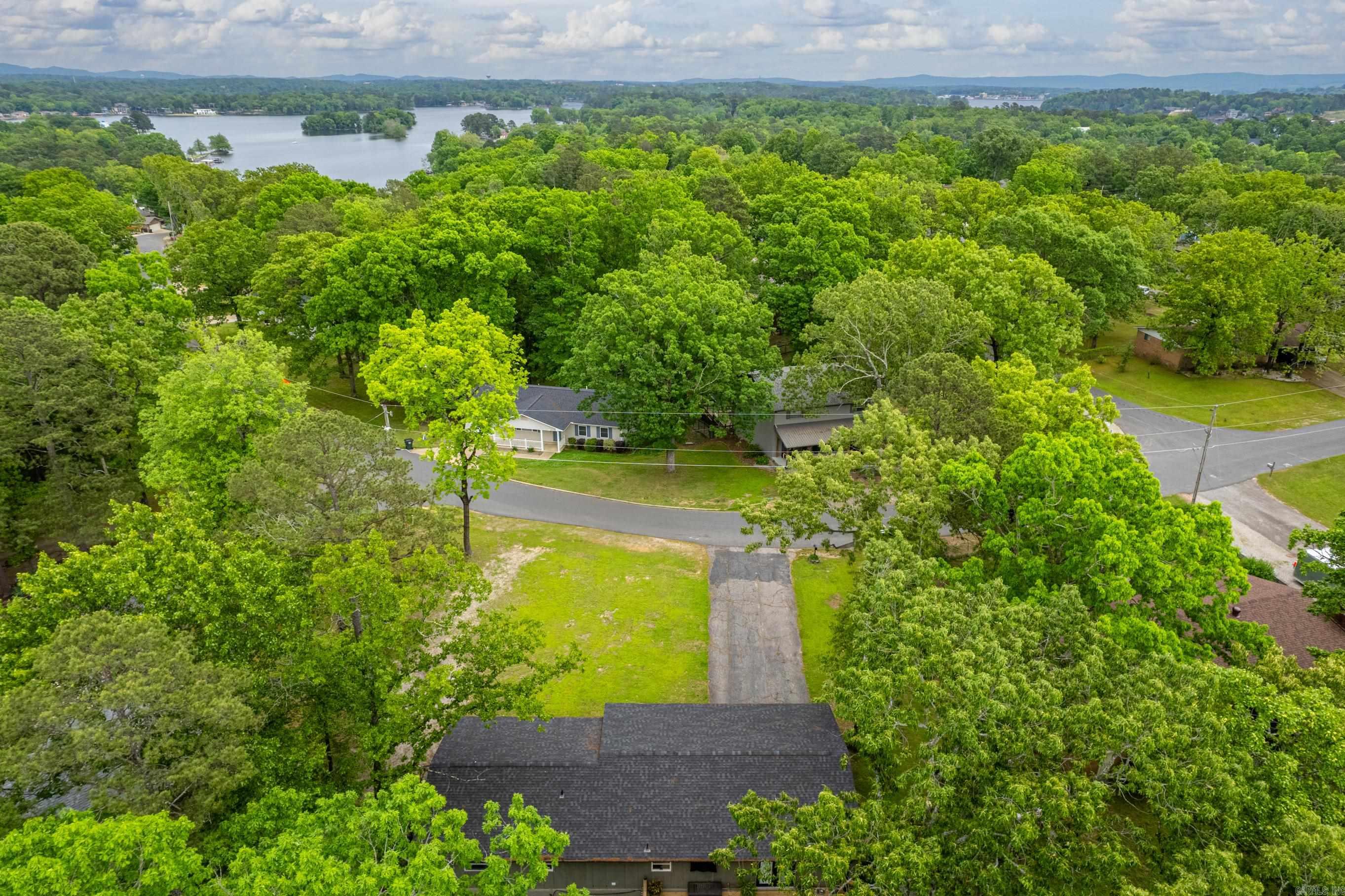 WOODED HILLS AMENDED - Residential