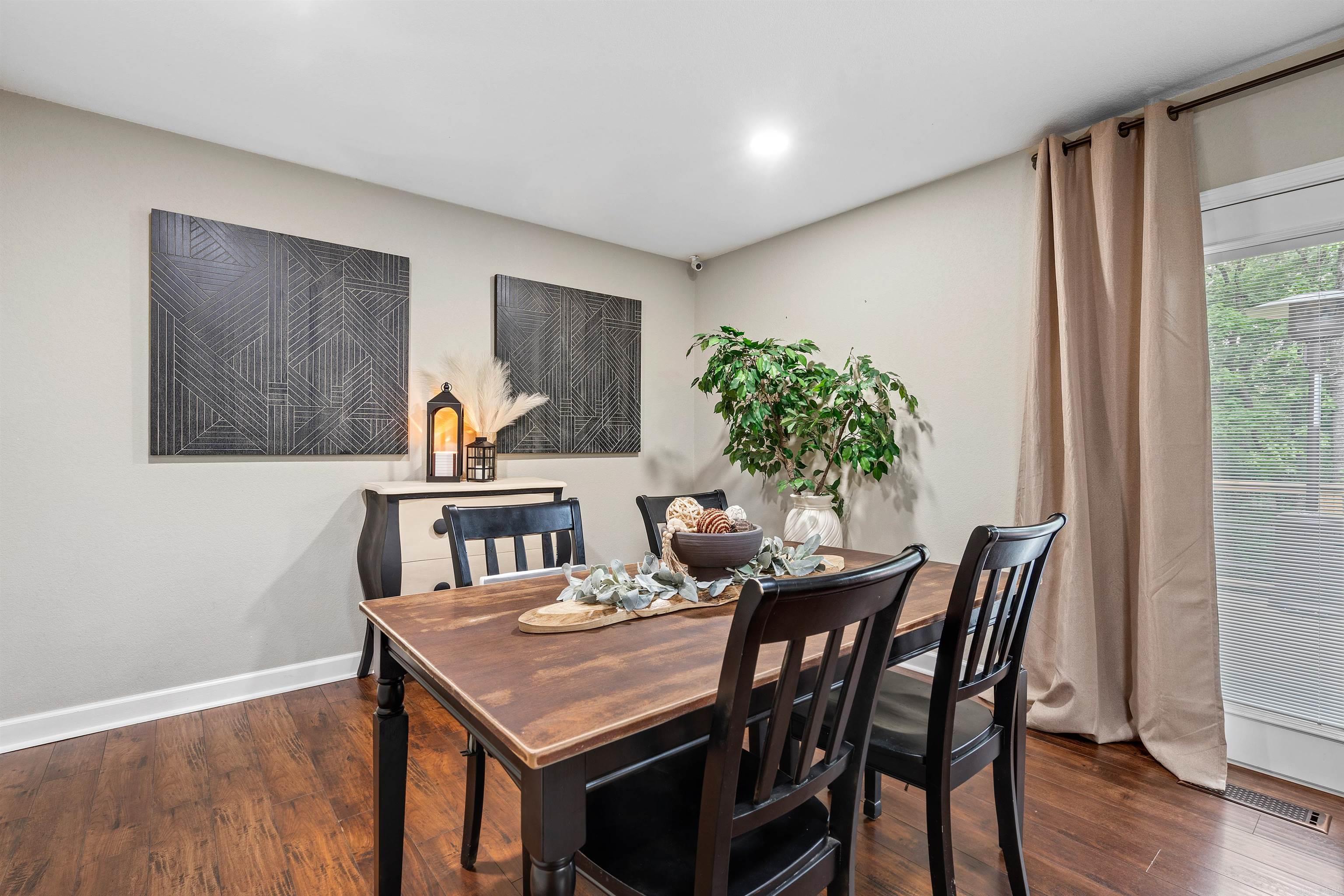 WOODED HILLS AMENDED - Residential