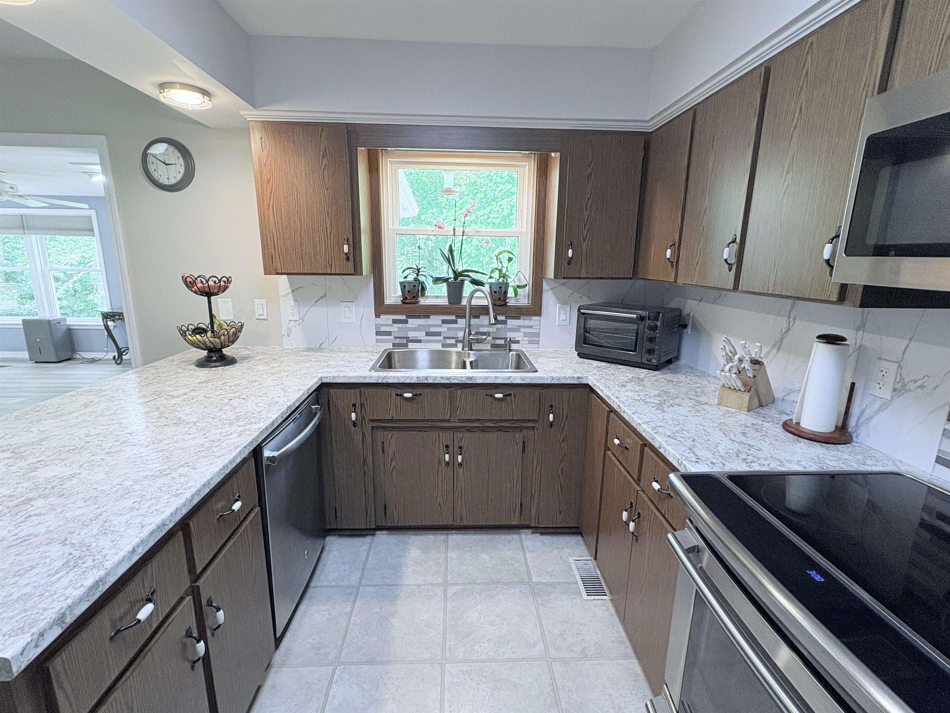 Crownview I - Residential