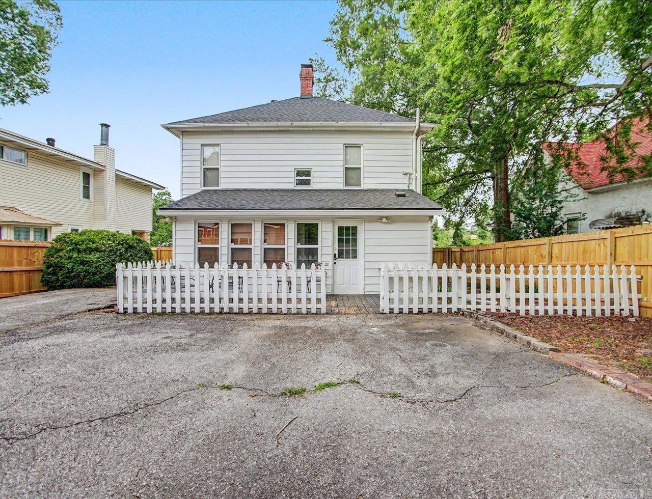 Oak Lawn - Residential