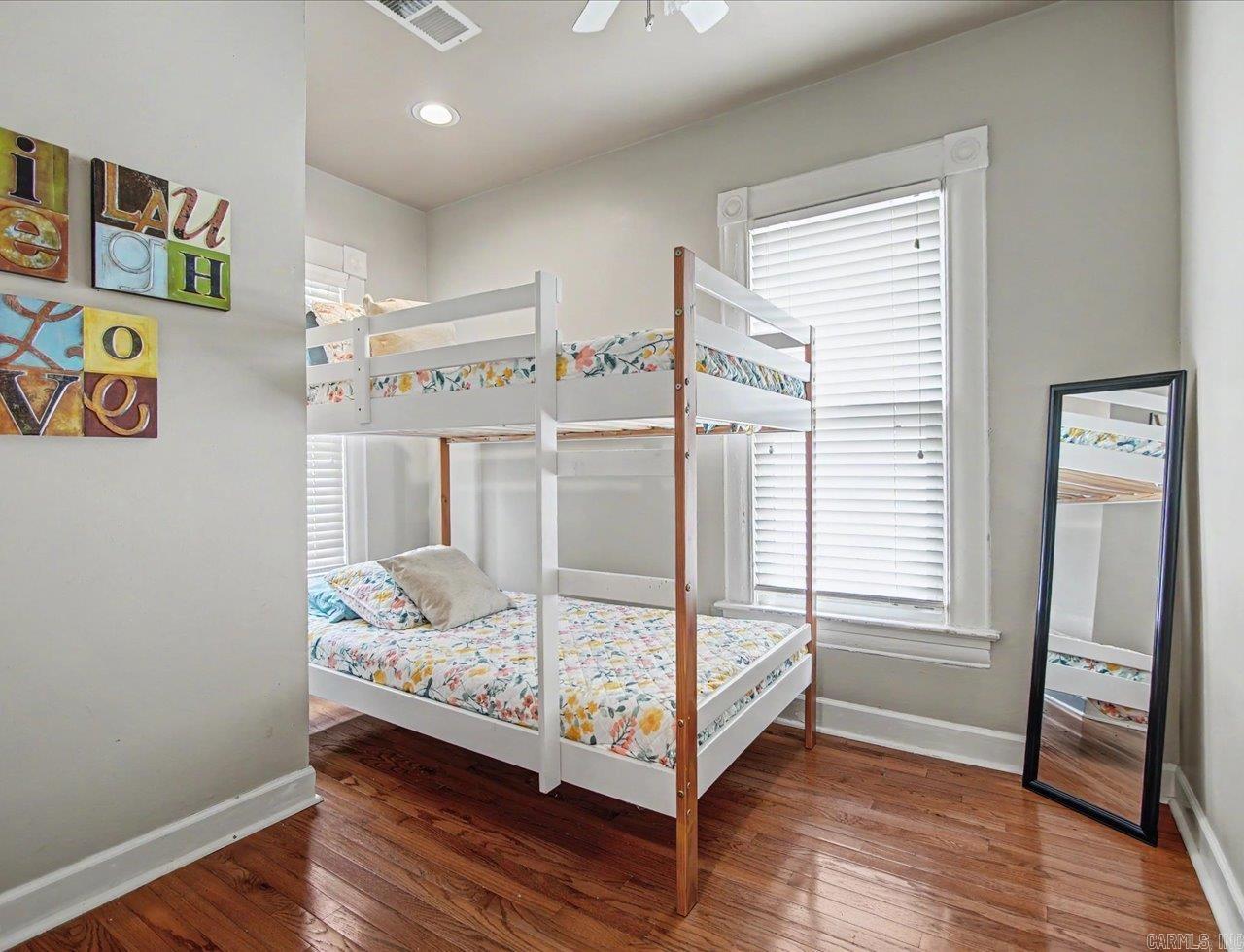 Oak Lawn - Residential