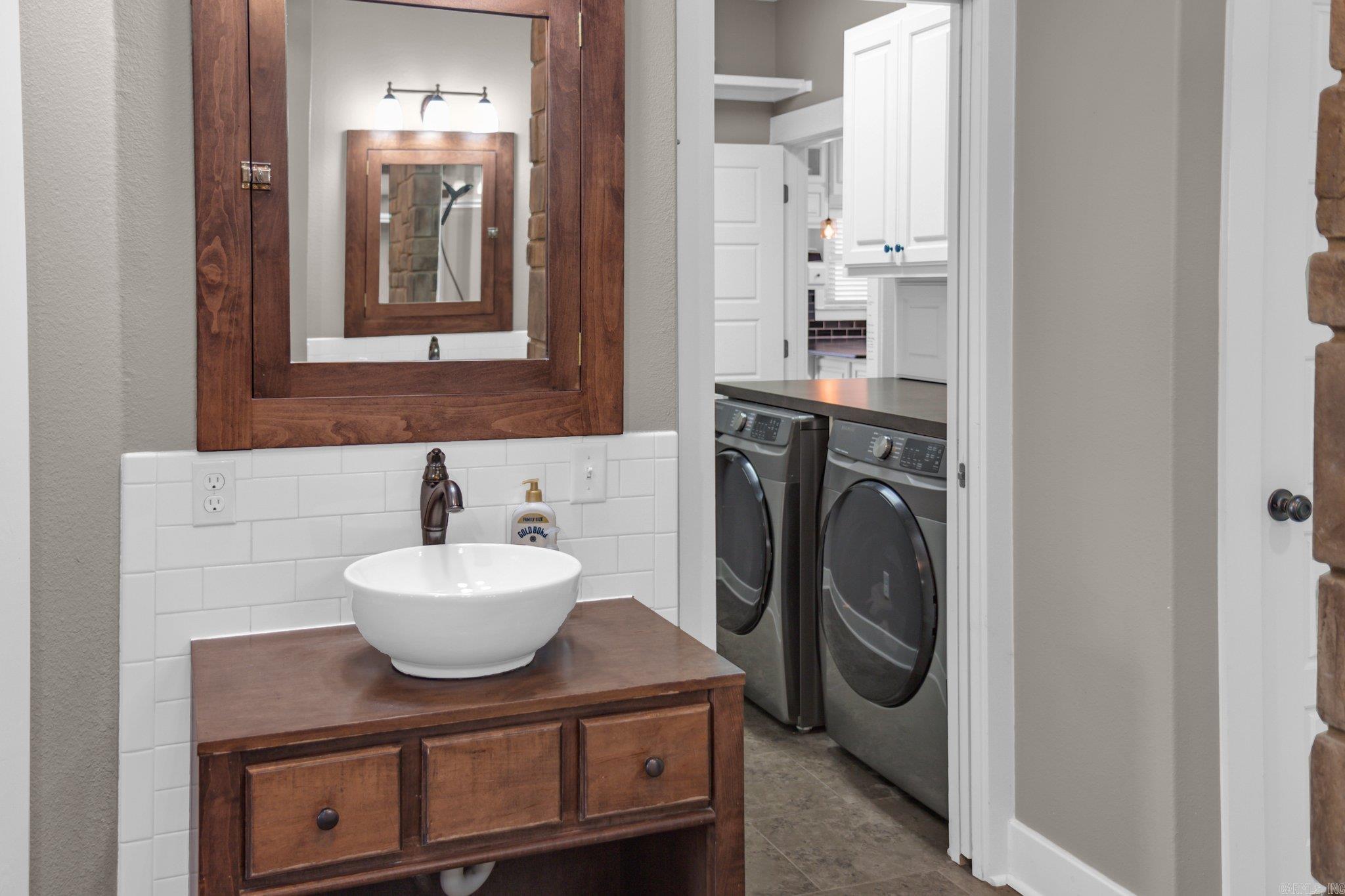 ANDRES PLACE - Residential