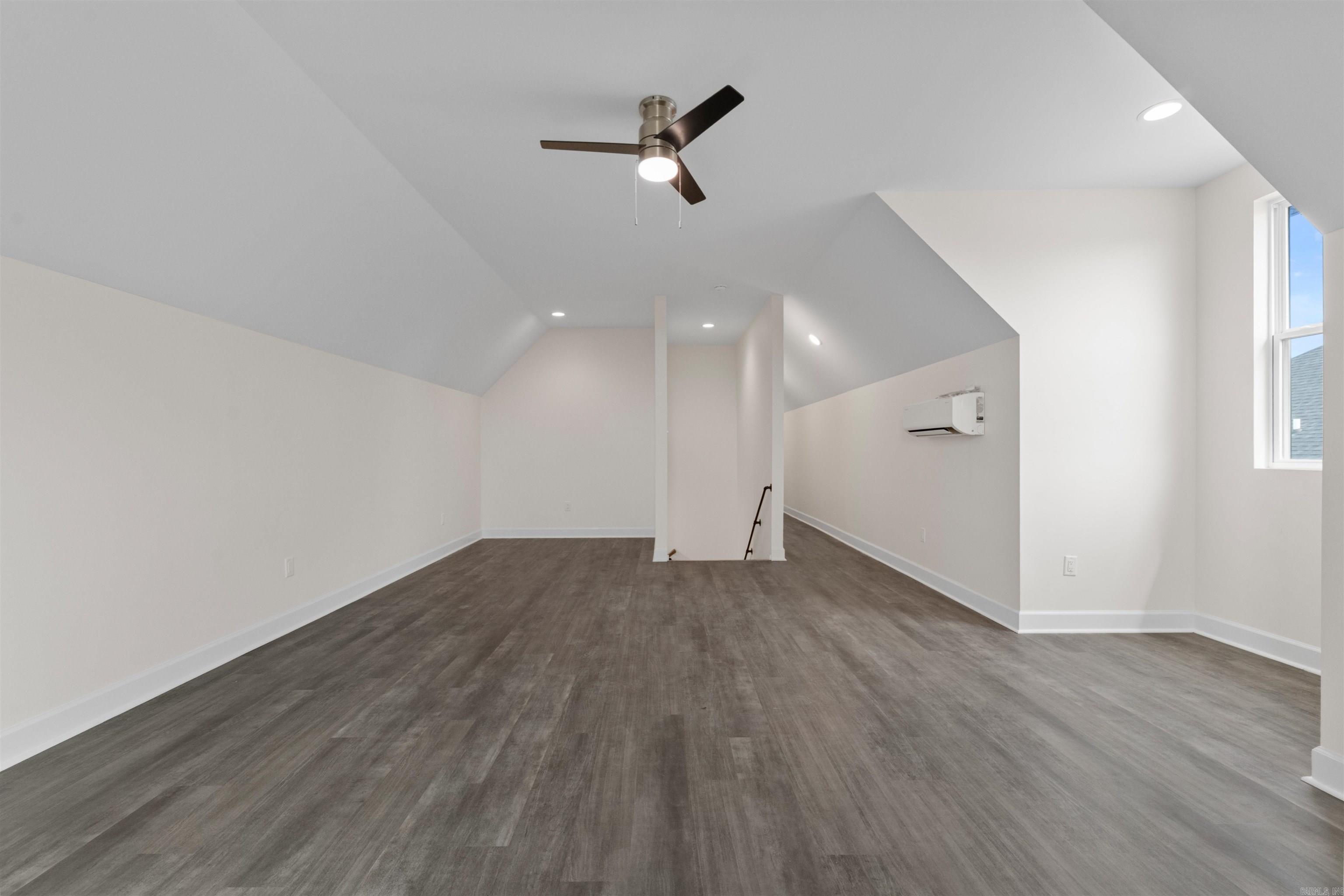 CREEKSIDE ADDN - Residential