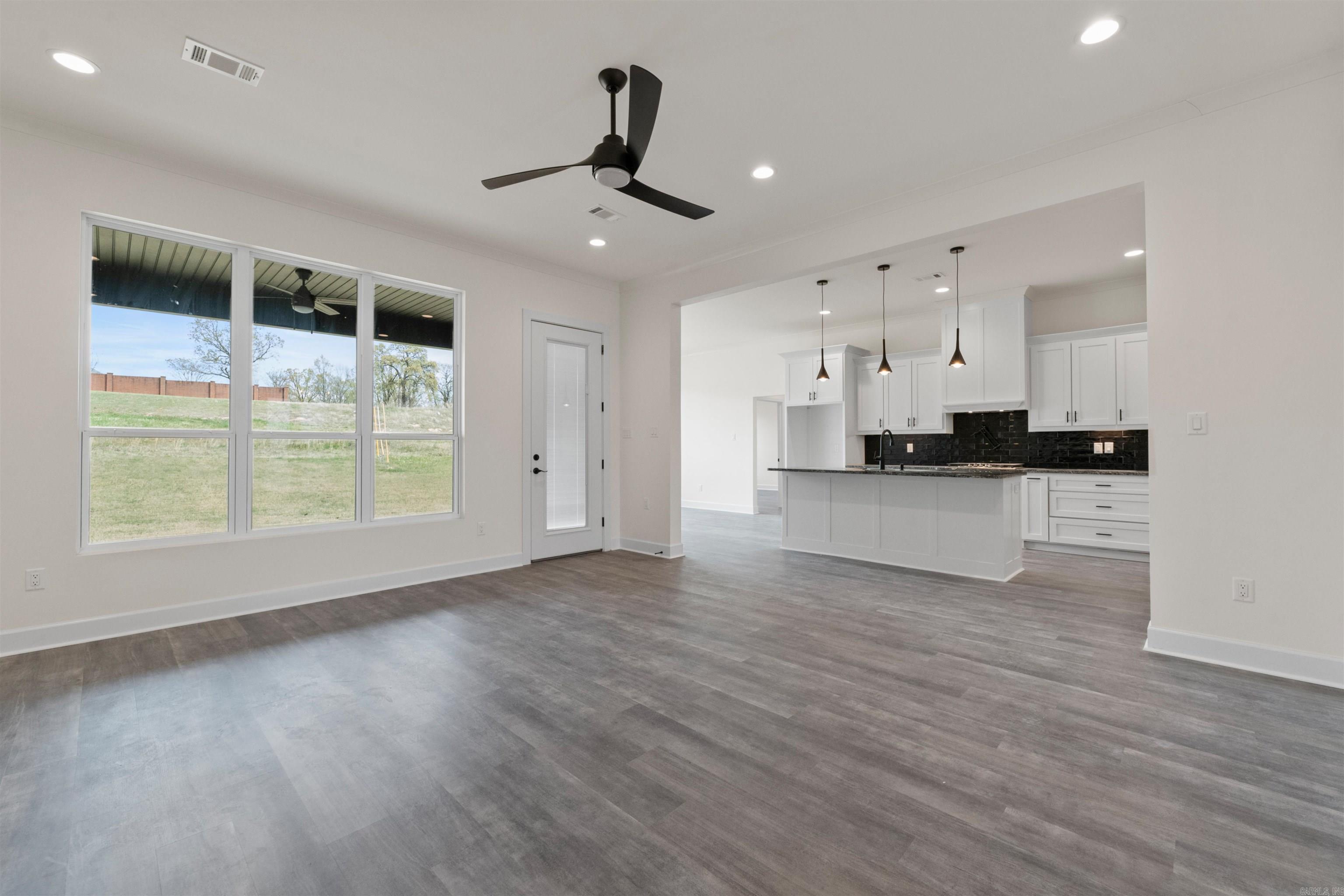 CREEKSIDE ADDN - Residential