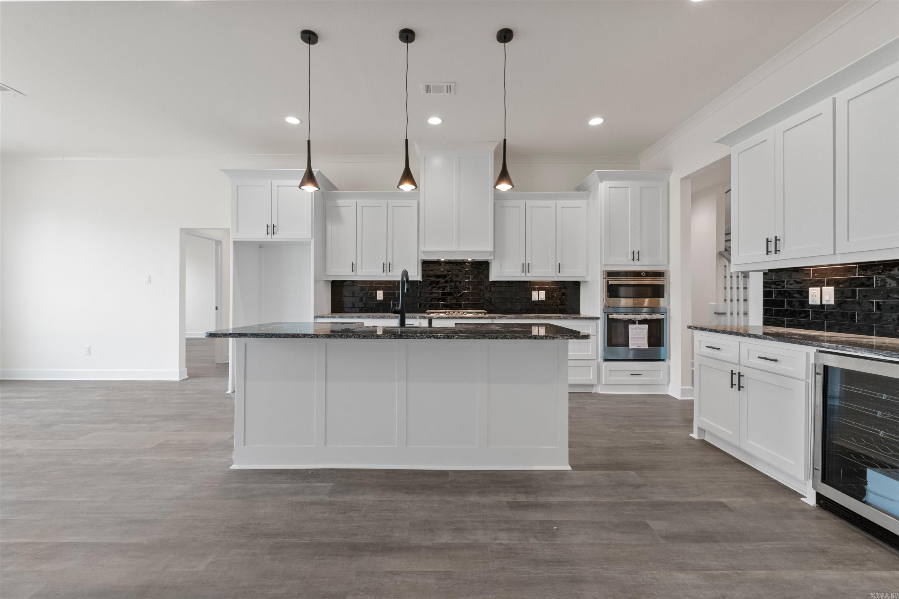 CREEKSIDE ADDN - Residential