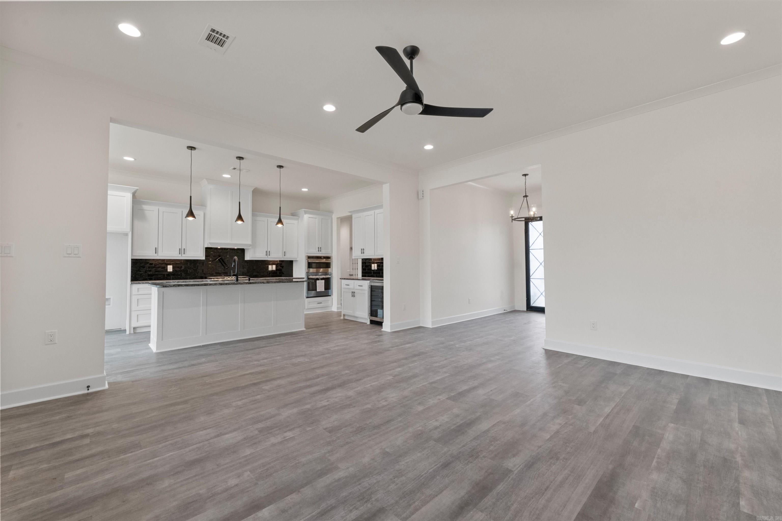 CREEKSIDE ADDN - Residential