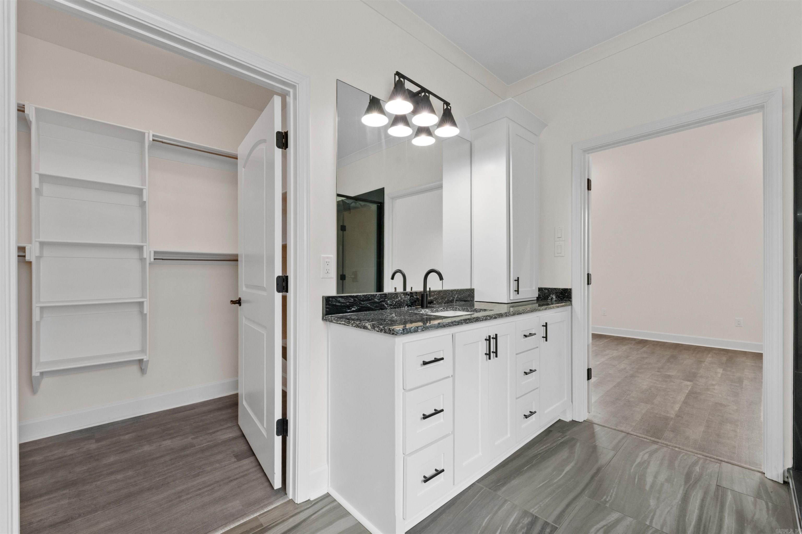 CREEKSIDE ADDN - Residential