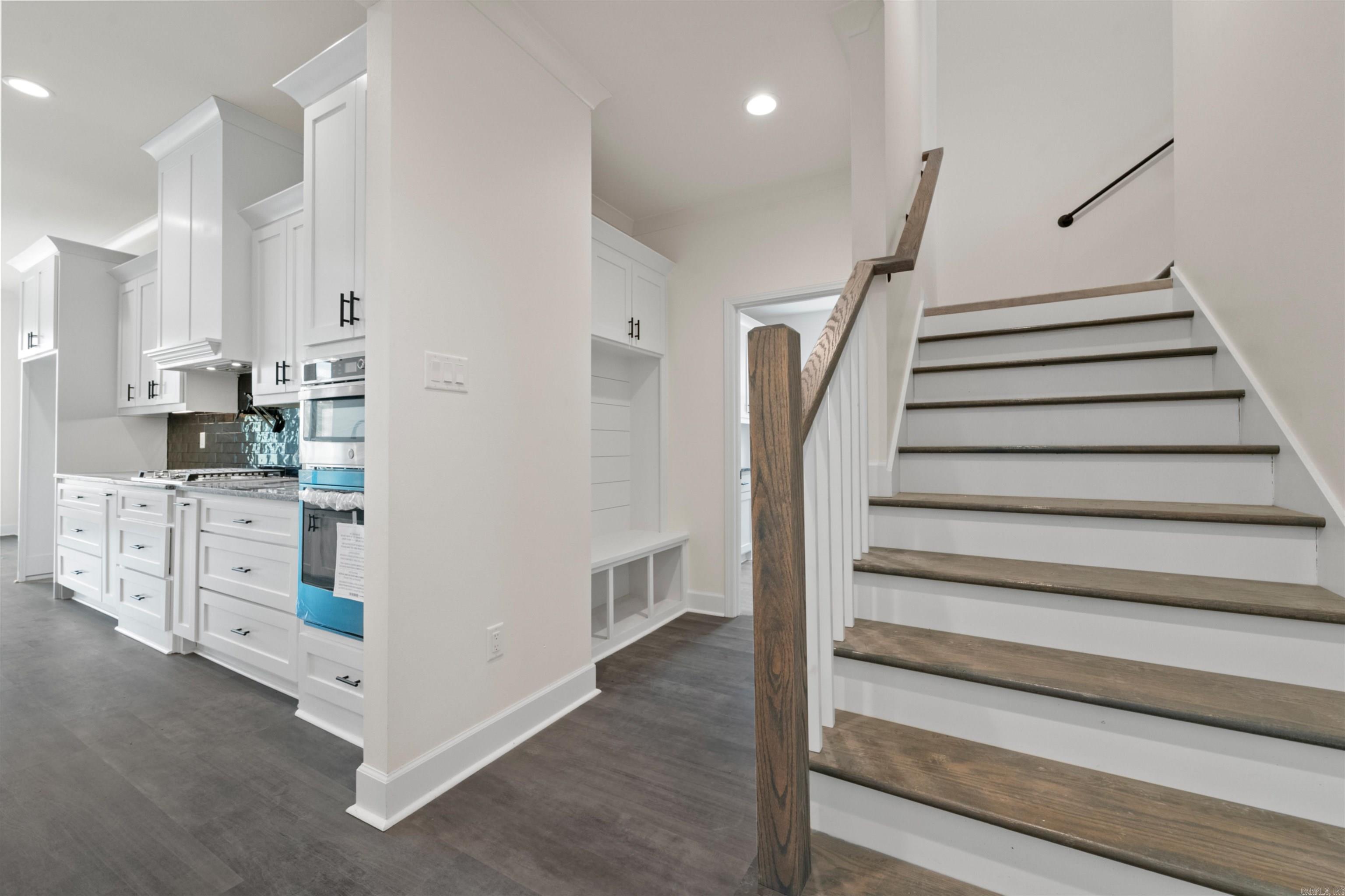 CREEKSIDE ADDN - Residential