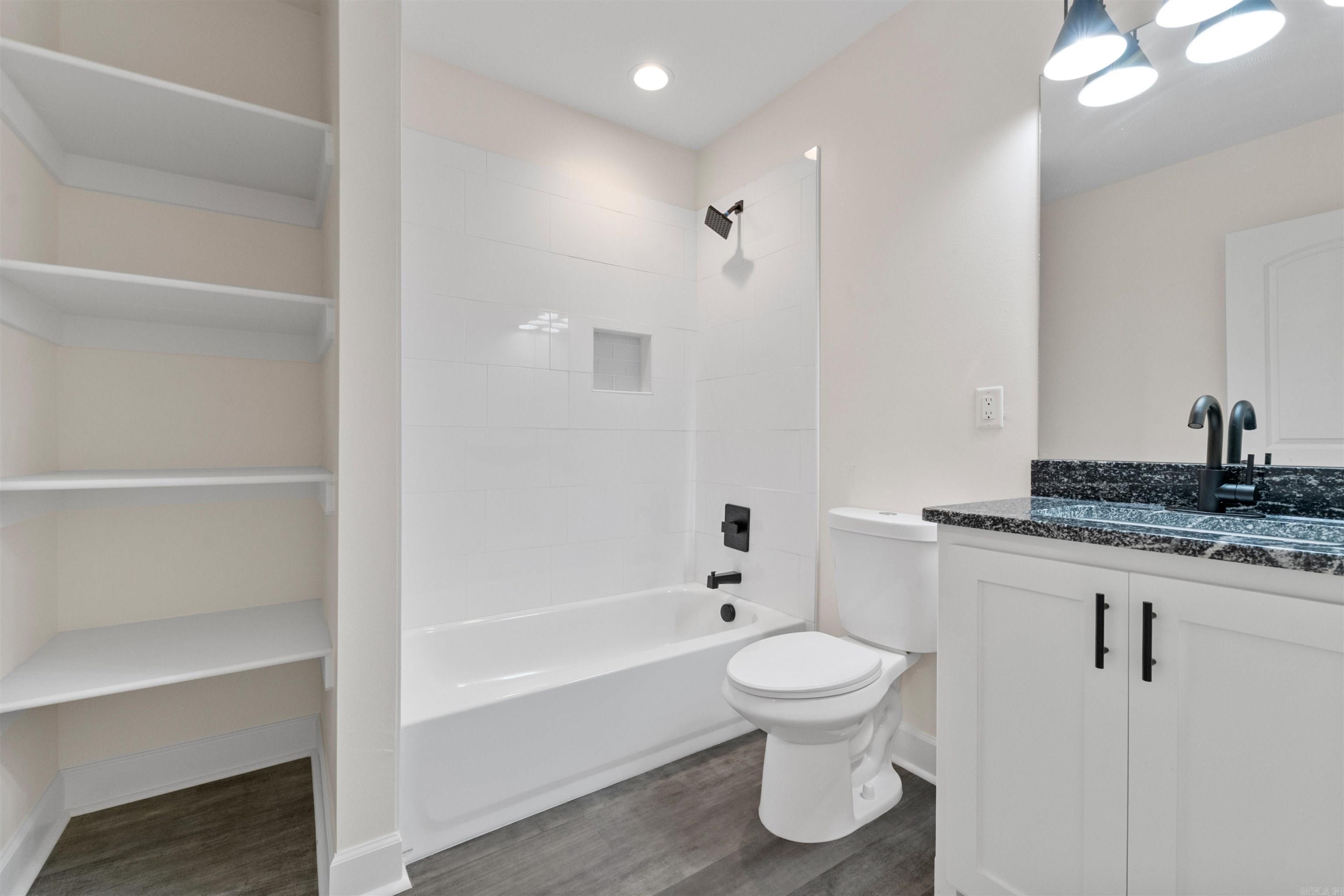 CREEKSIDE ADDN - Residential