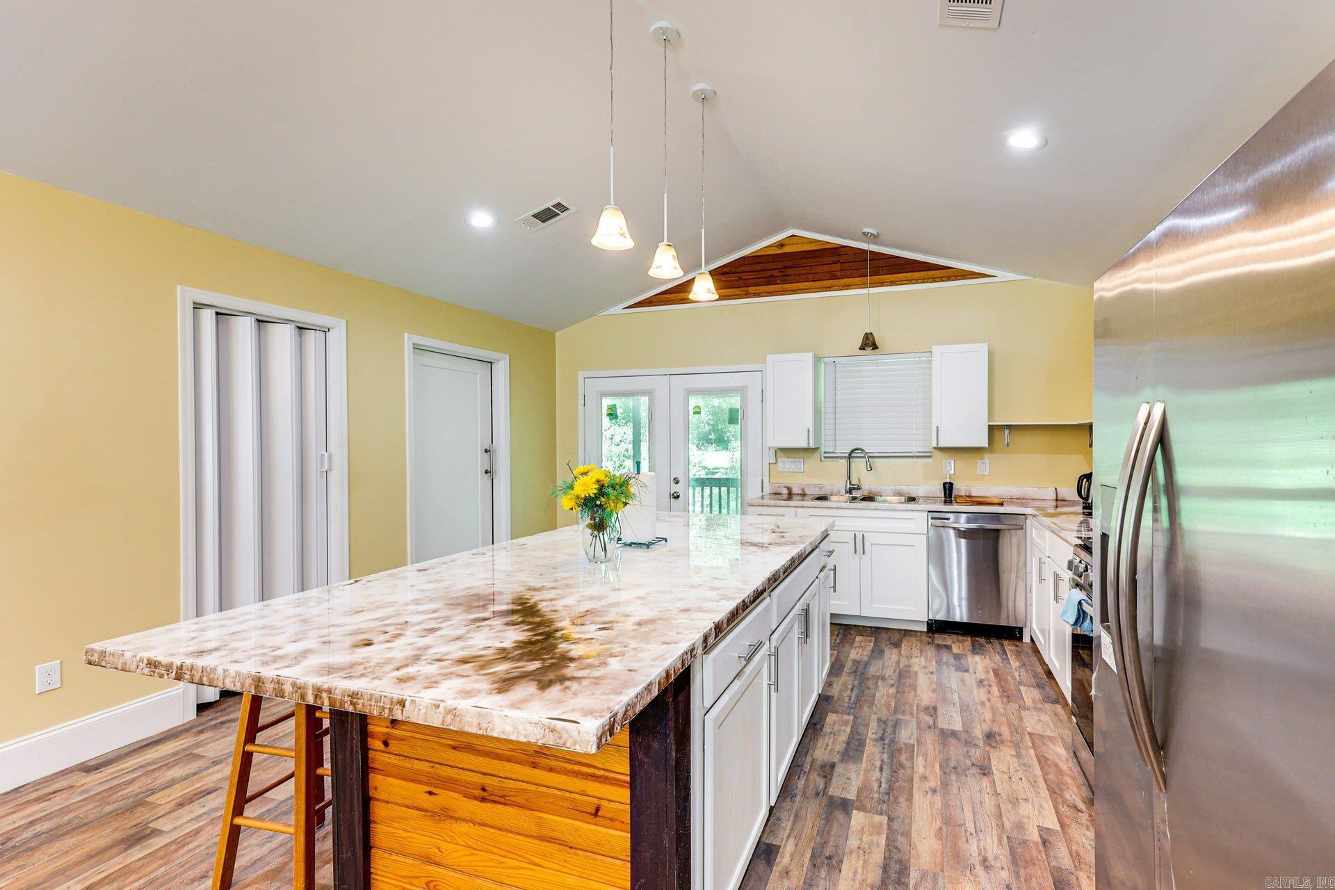 WYATTS - Residential