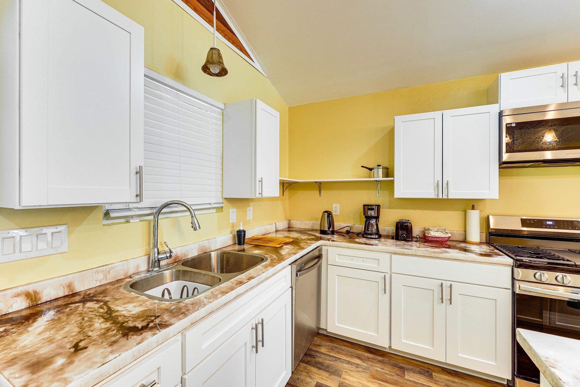 WYATTS - Residential