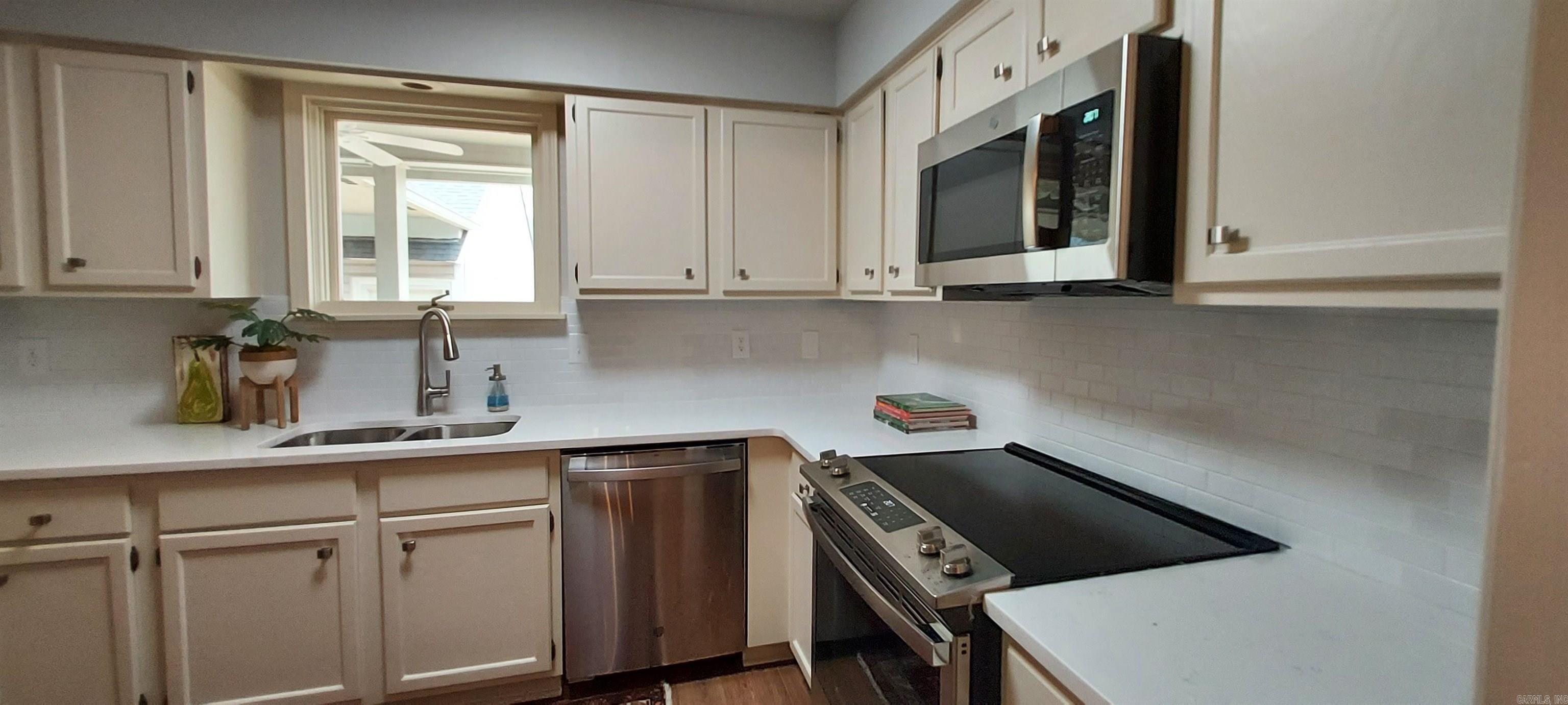 TIMBER CREEK TOWNHOMES HPR - Residential