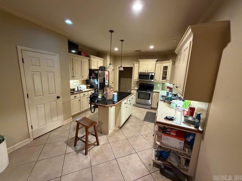 HIDDEN CREEK ADDN - Residential