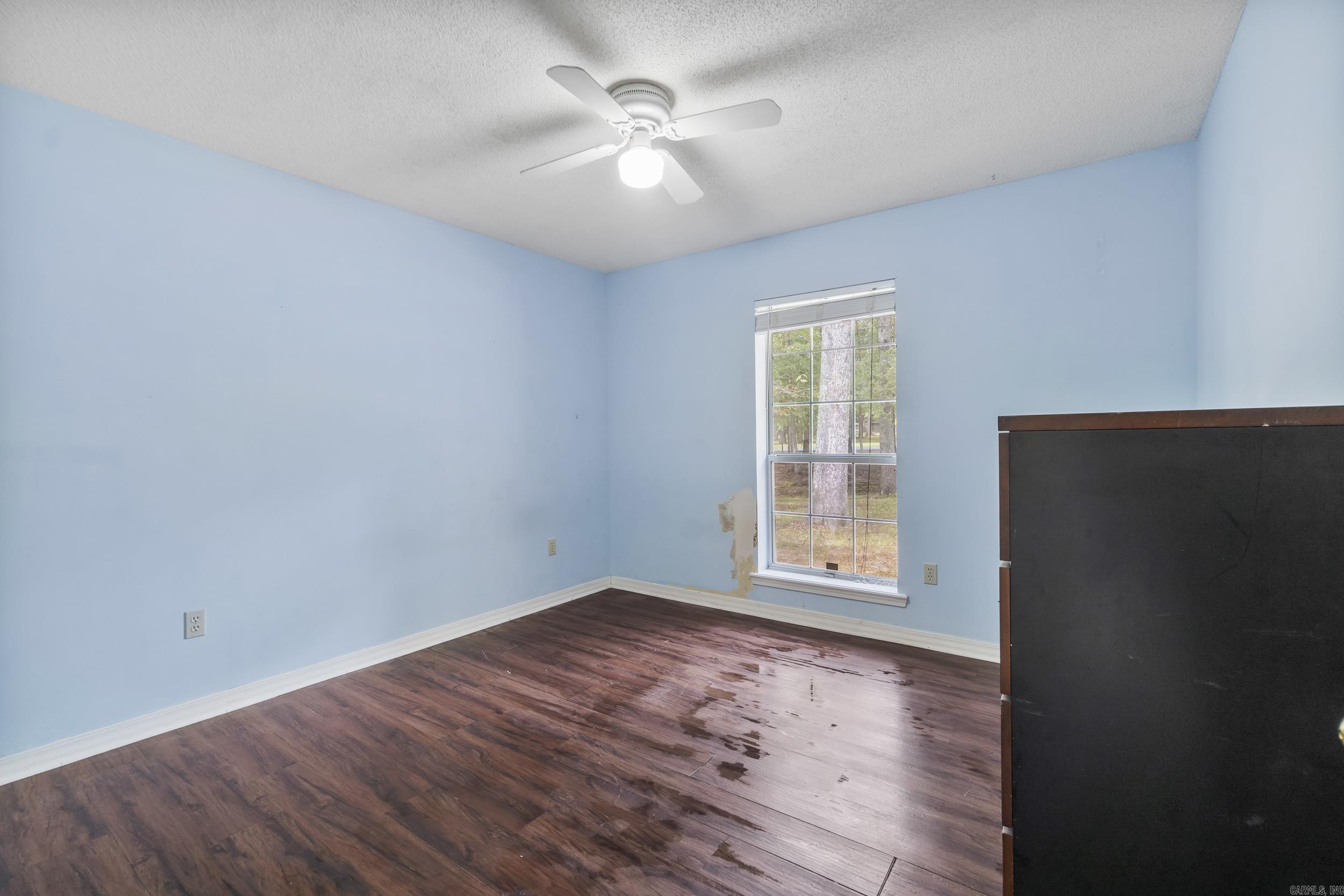 CINNAMON ACRES - Residential