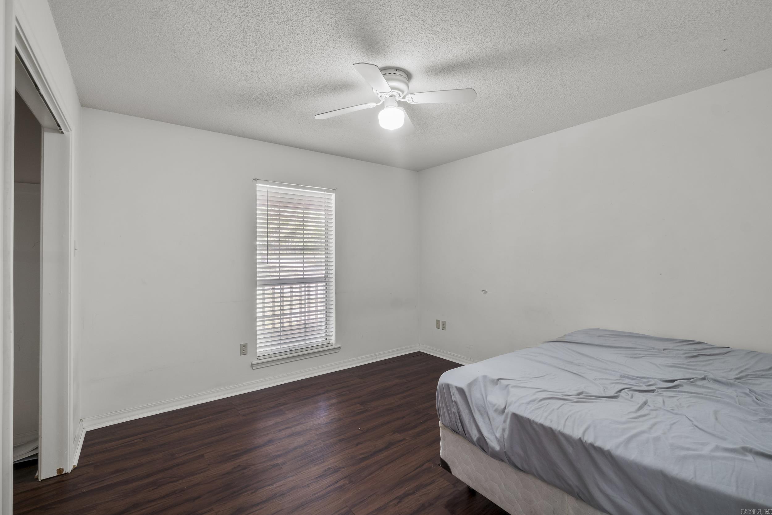 CINNAMON ACRES - Residential