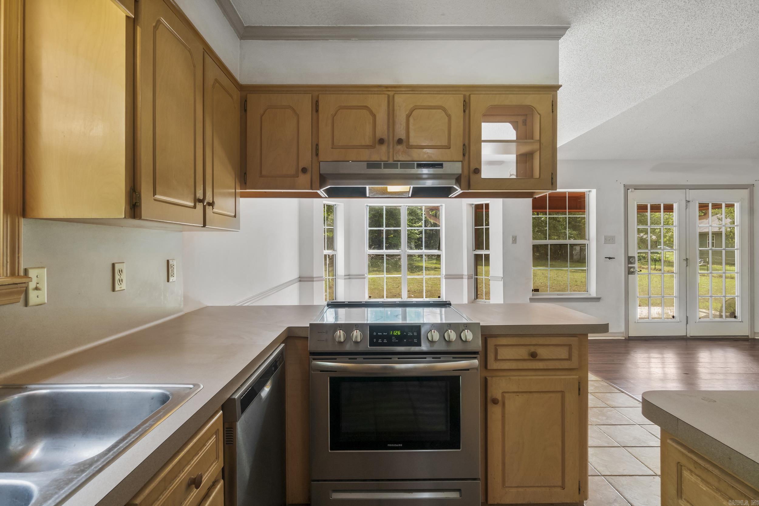 CINNAMON ACRES - Residential