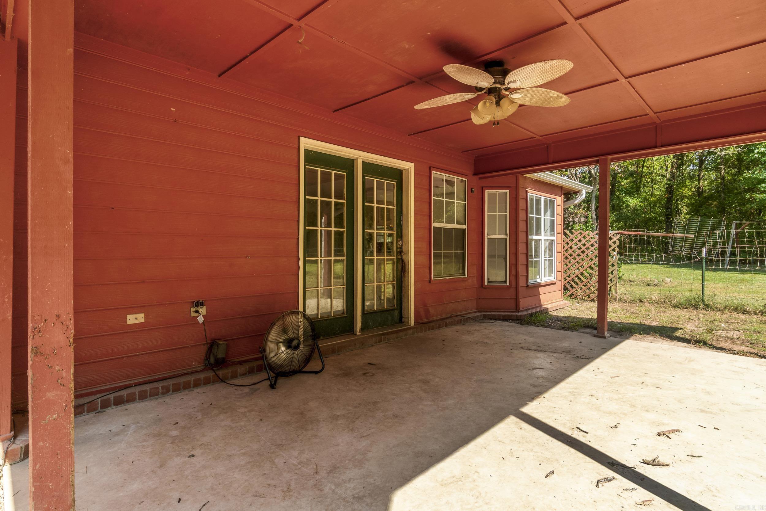 CINNAMON ACRES - Residential