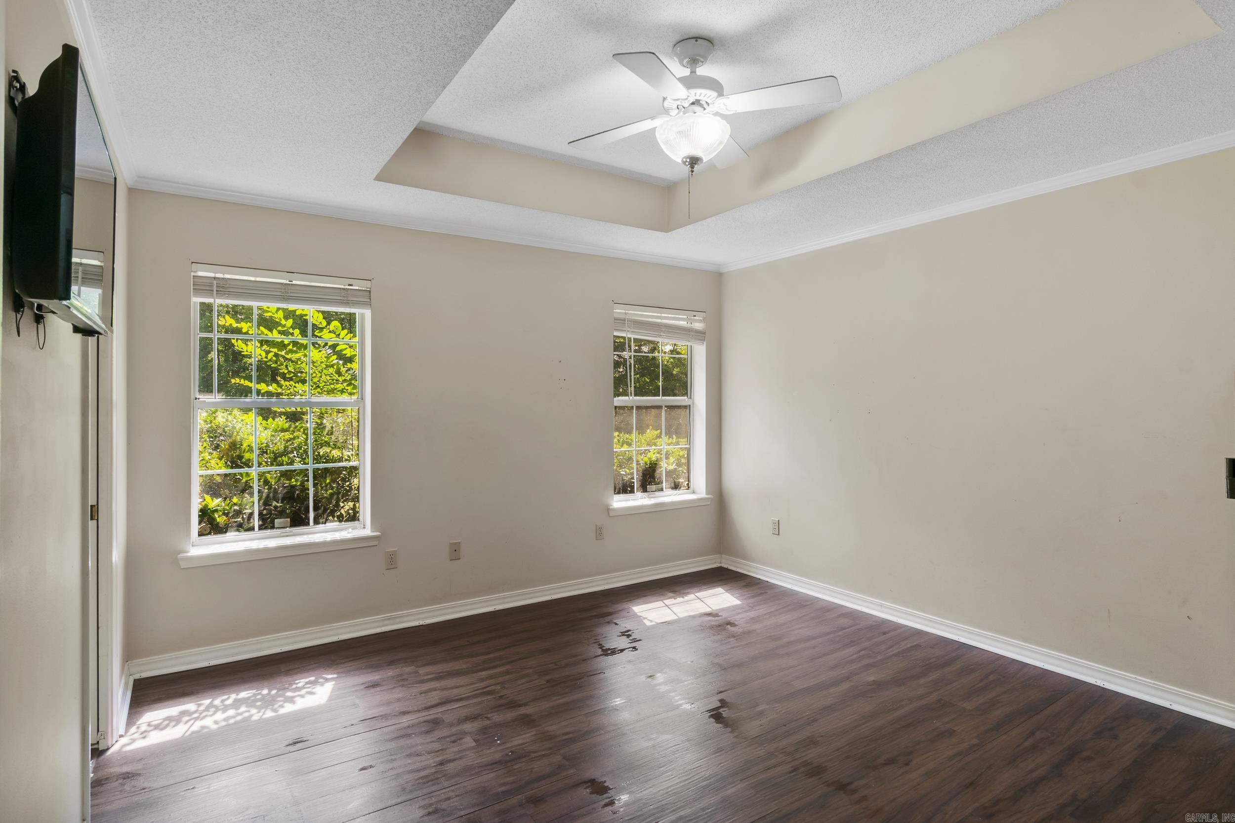 CINNAMON ACRES - Residential