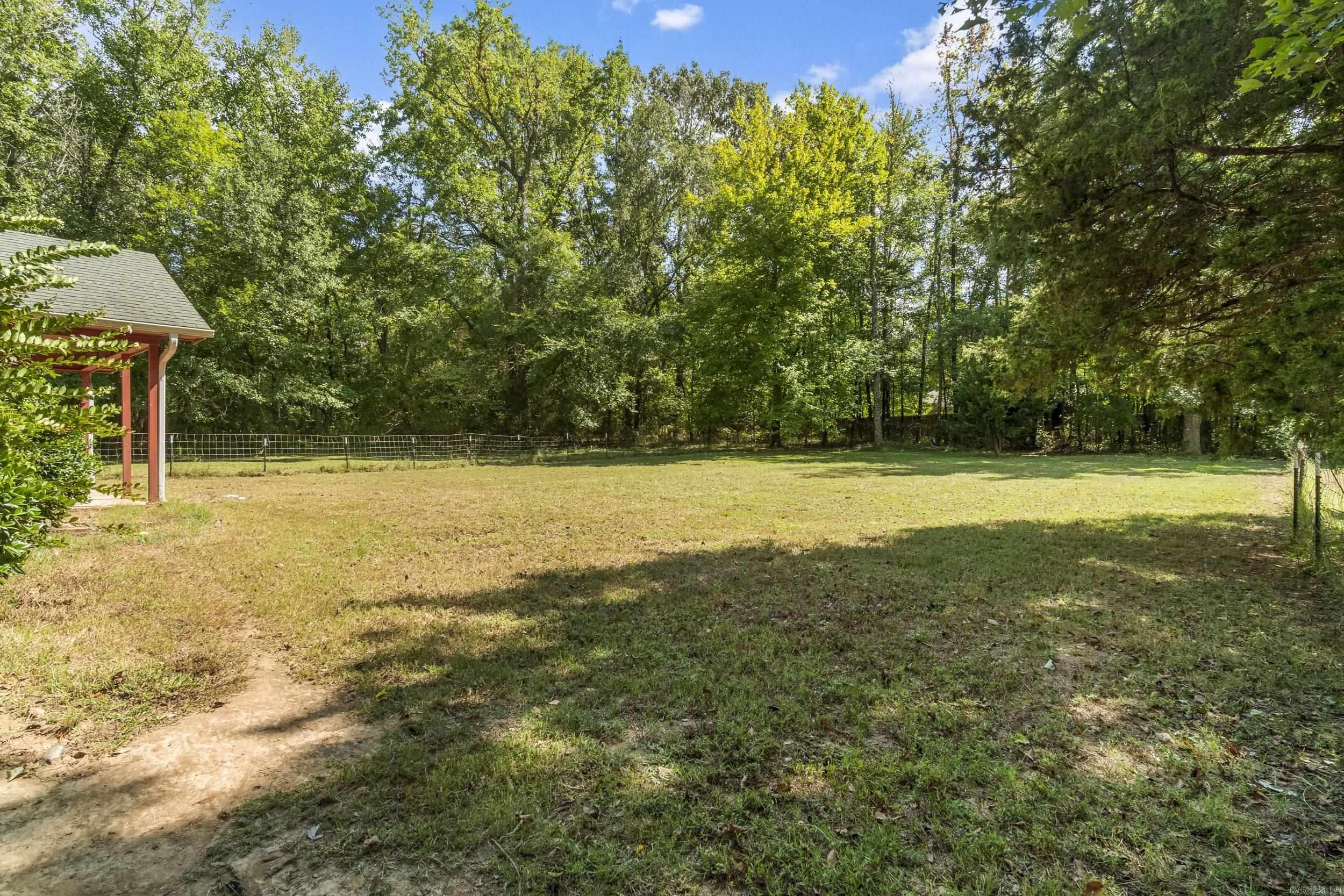 CINNAMON ACRES - Residential