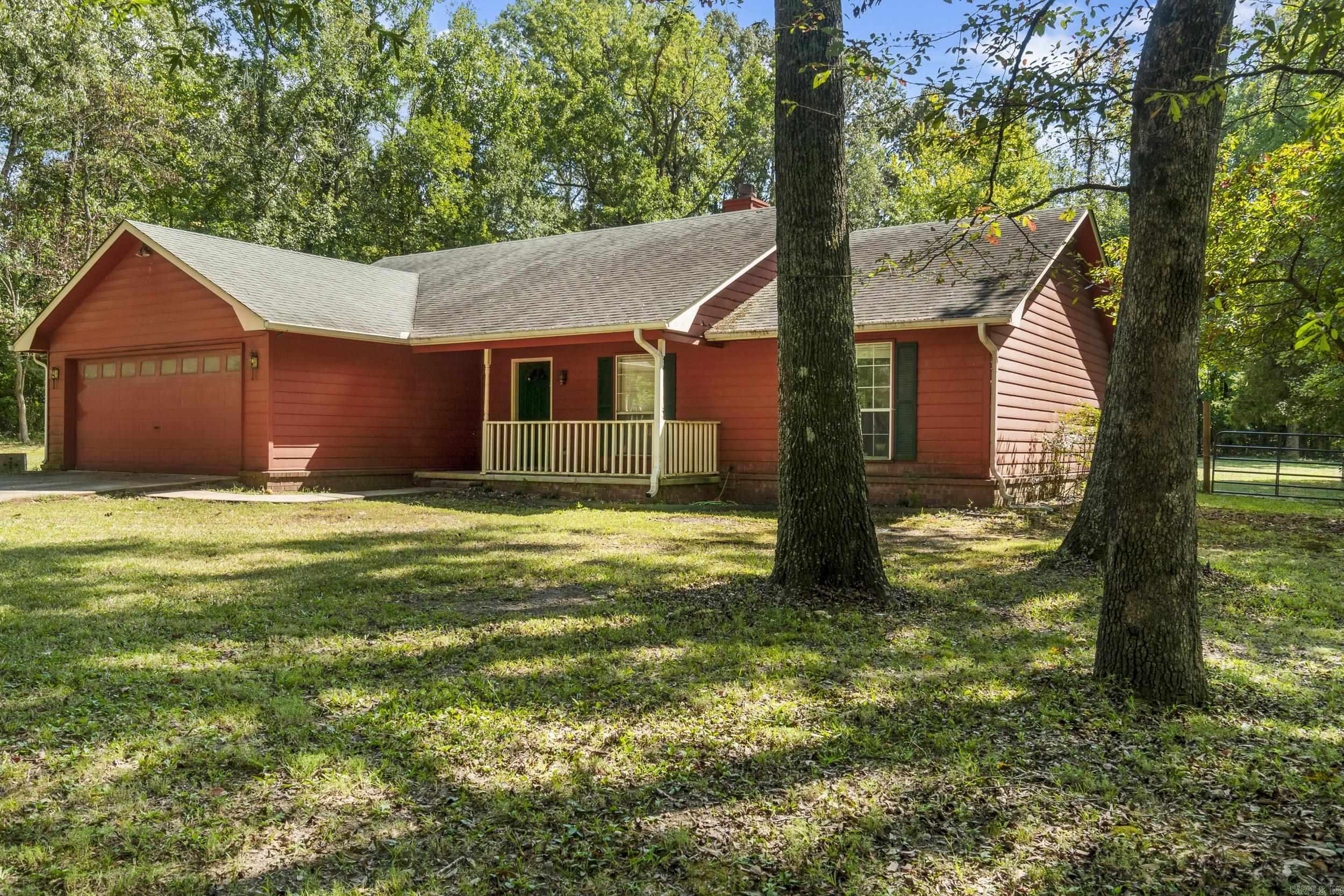 CINNAMON ACRES - Residential