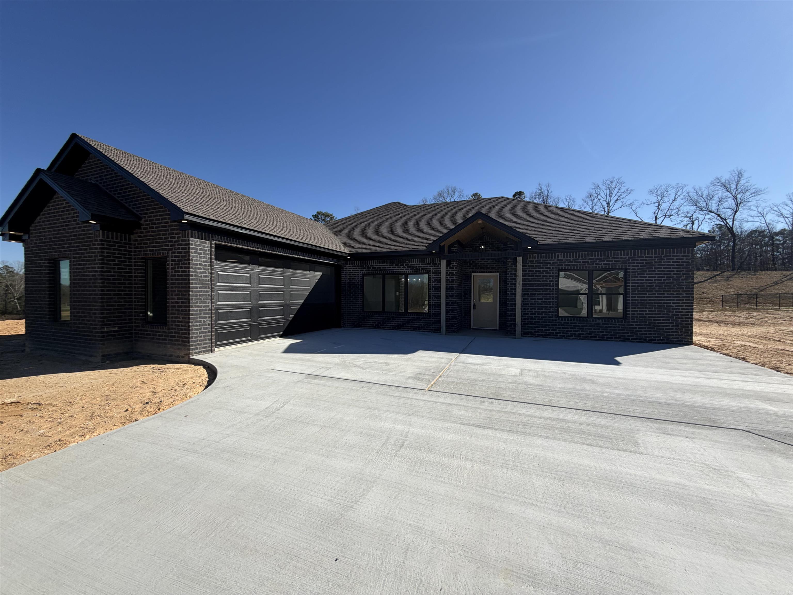 WINCHESTER ESTATES - Residential