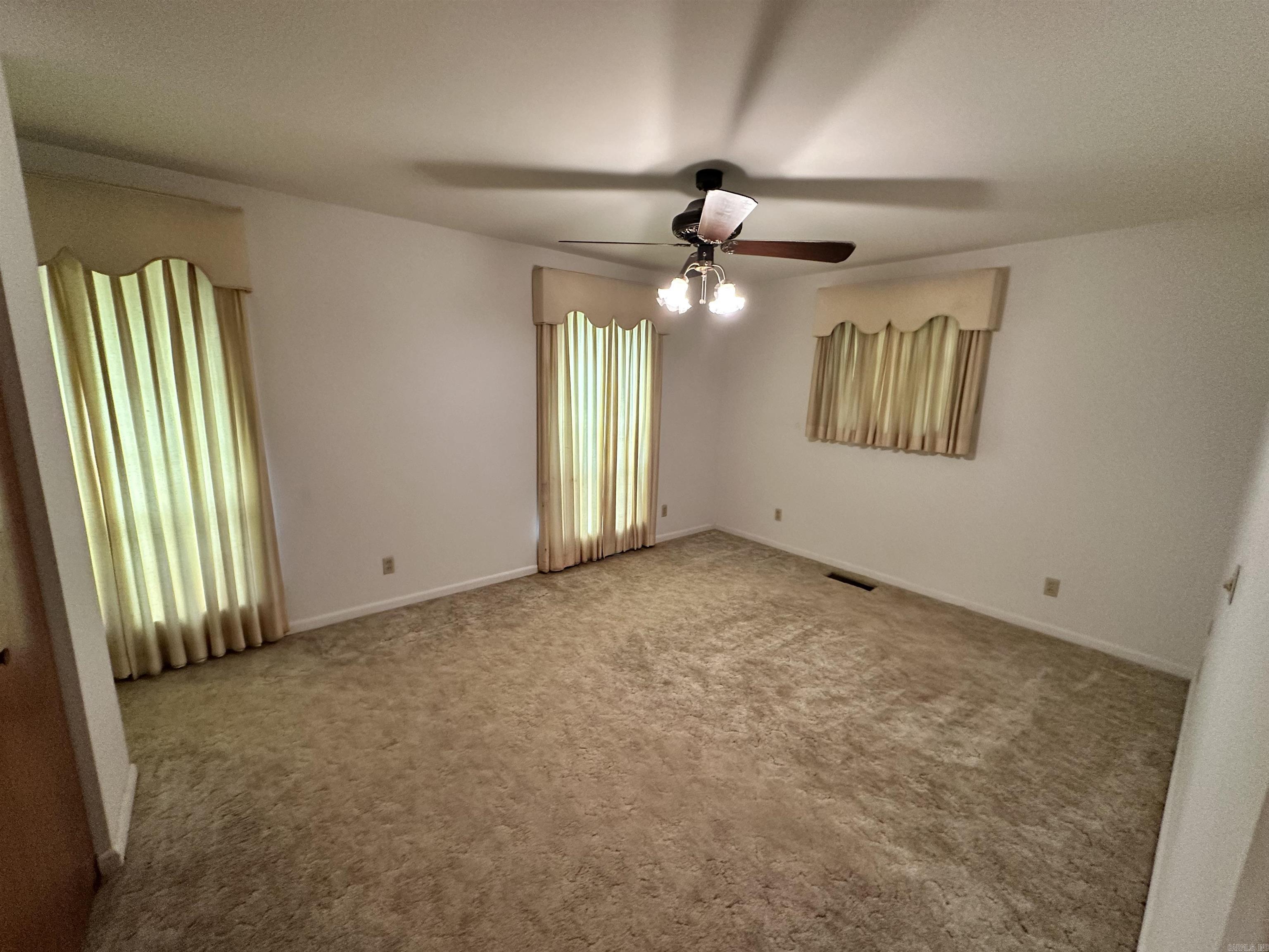 TREASURE HILL - Residential