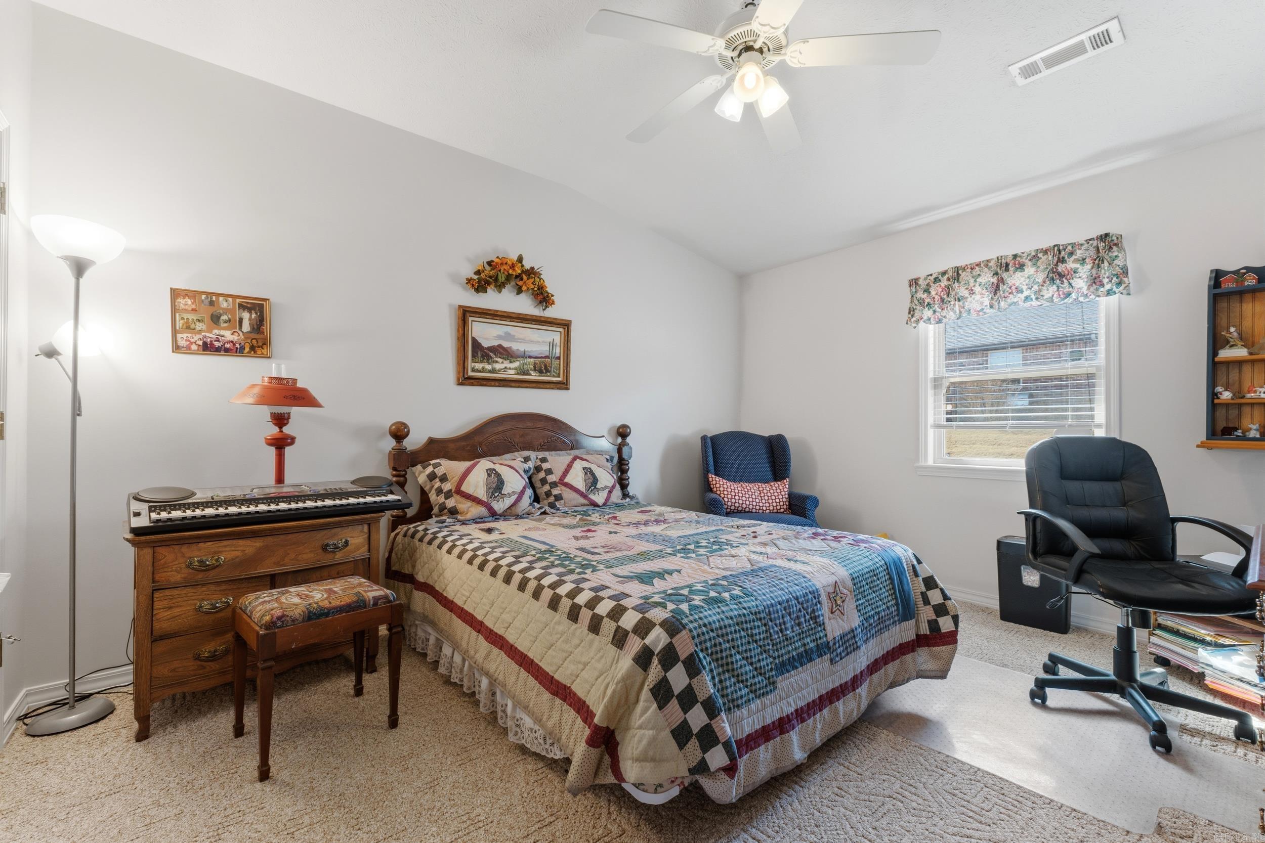 DEVONSHIRE LAKE ESTATES - Residential