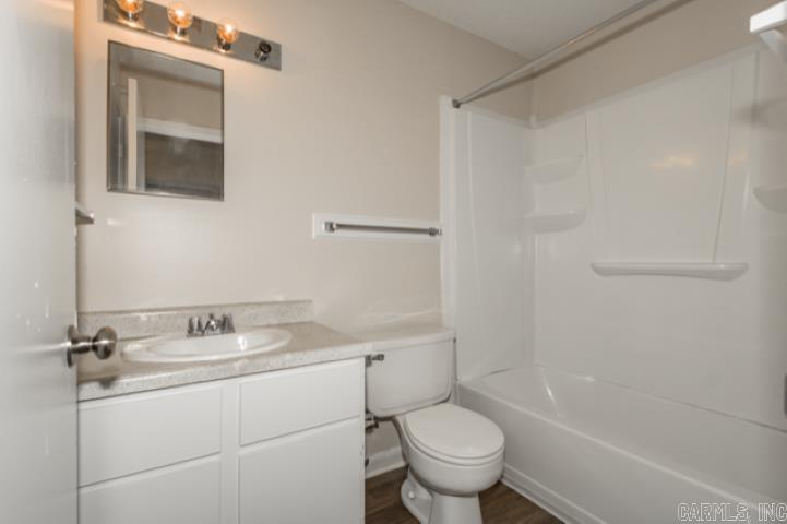 White Rock Estates - Residential Lease