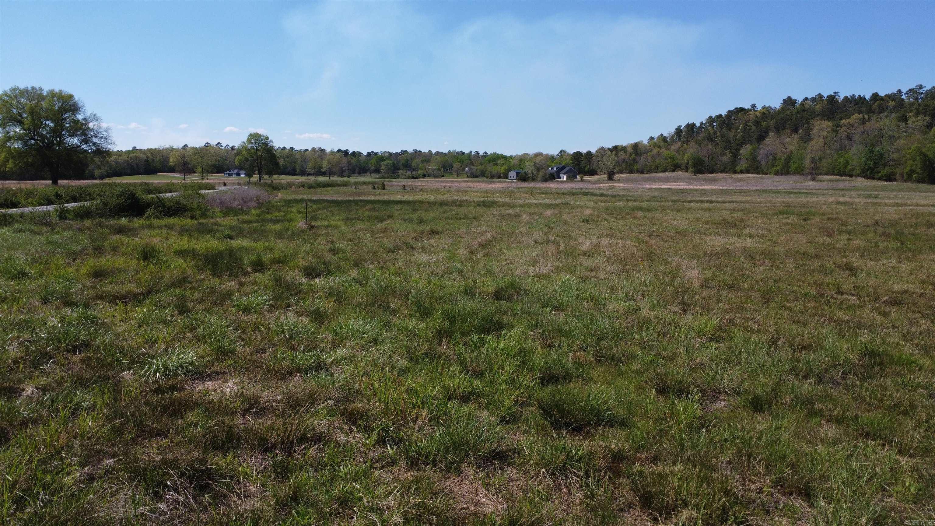 REVAS RETREAT - Land