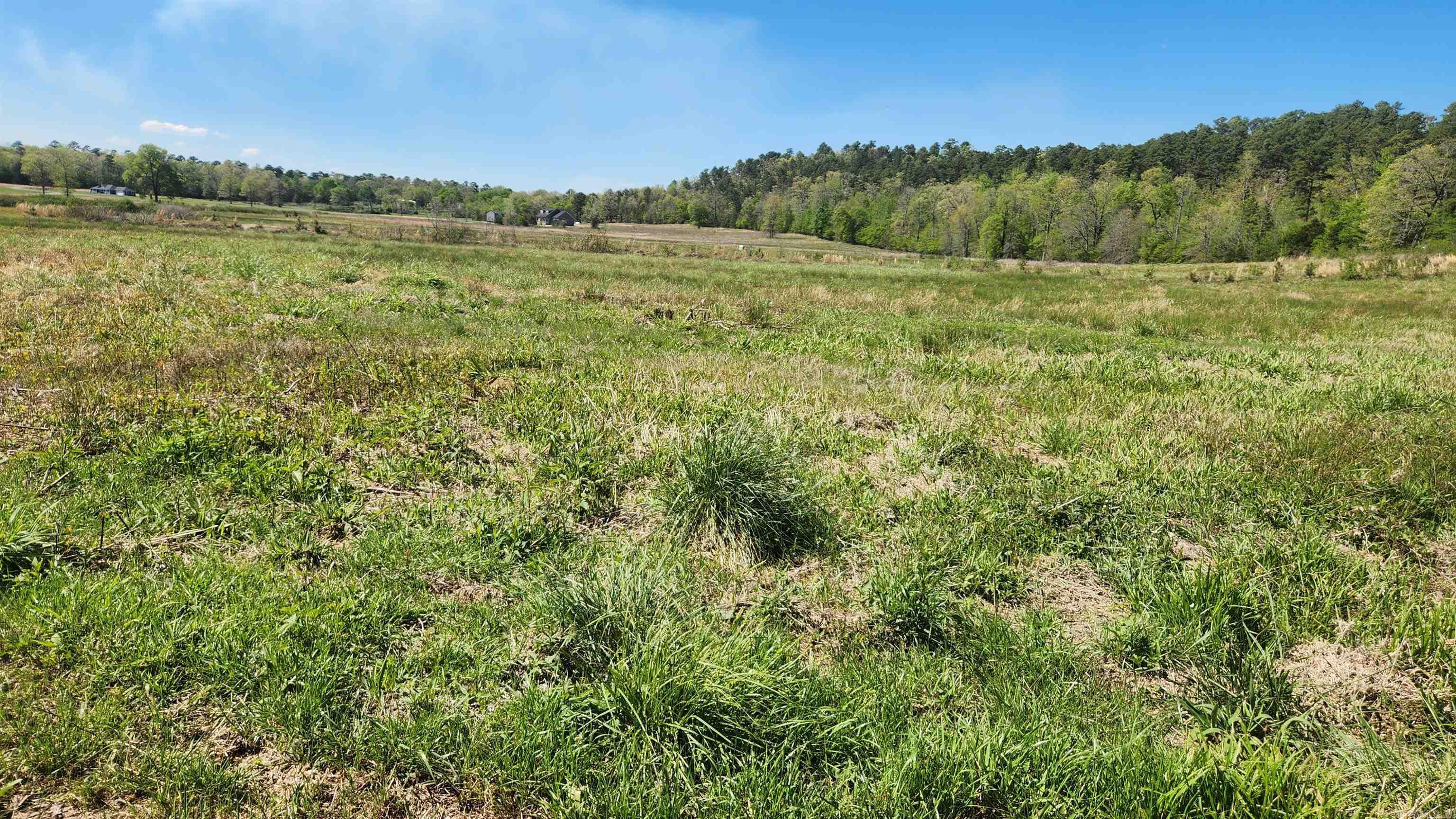 REVAS RETREAT - Land