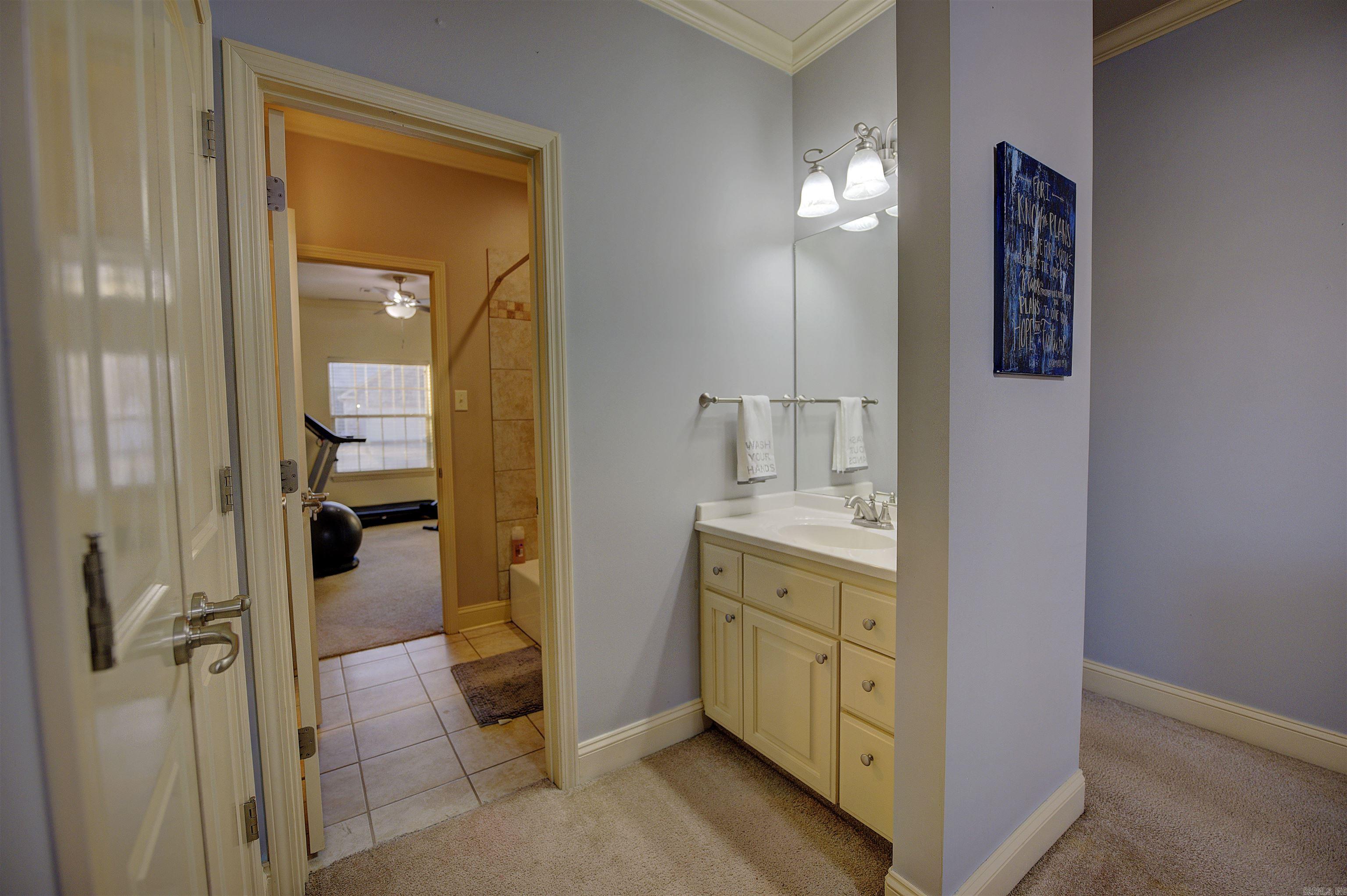 SILVER SPRINGS - Residential