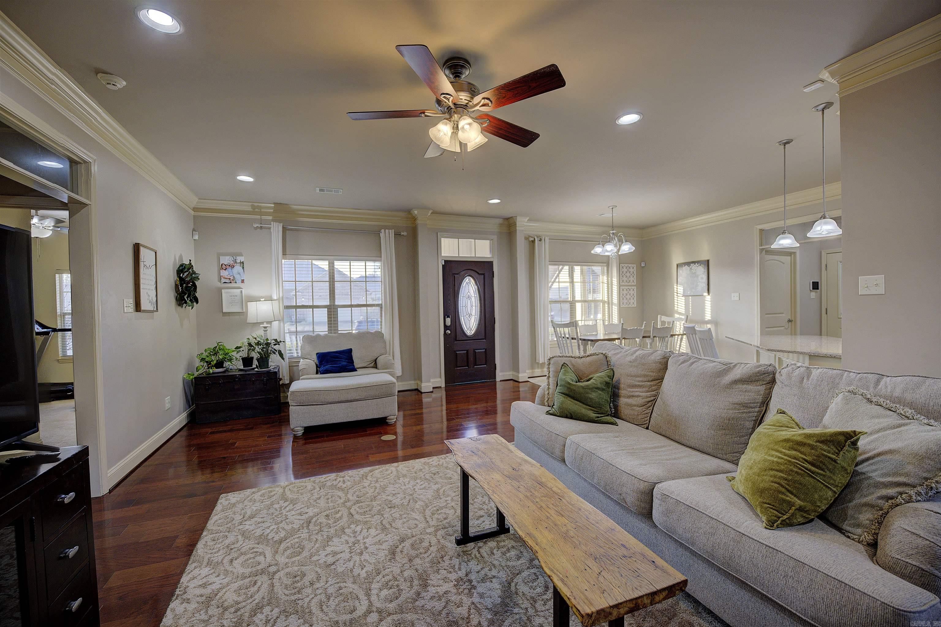 SILVER SPRINGS - Residential