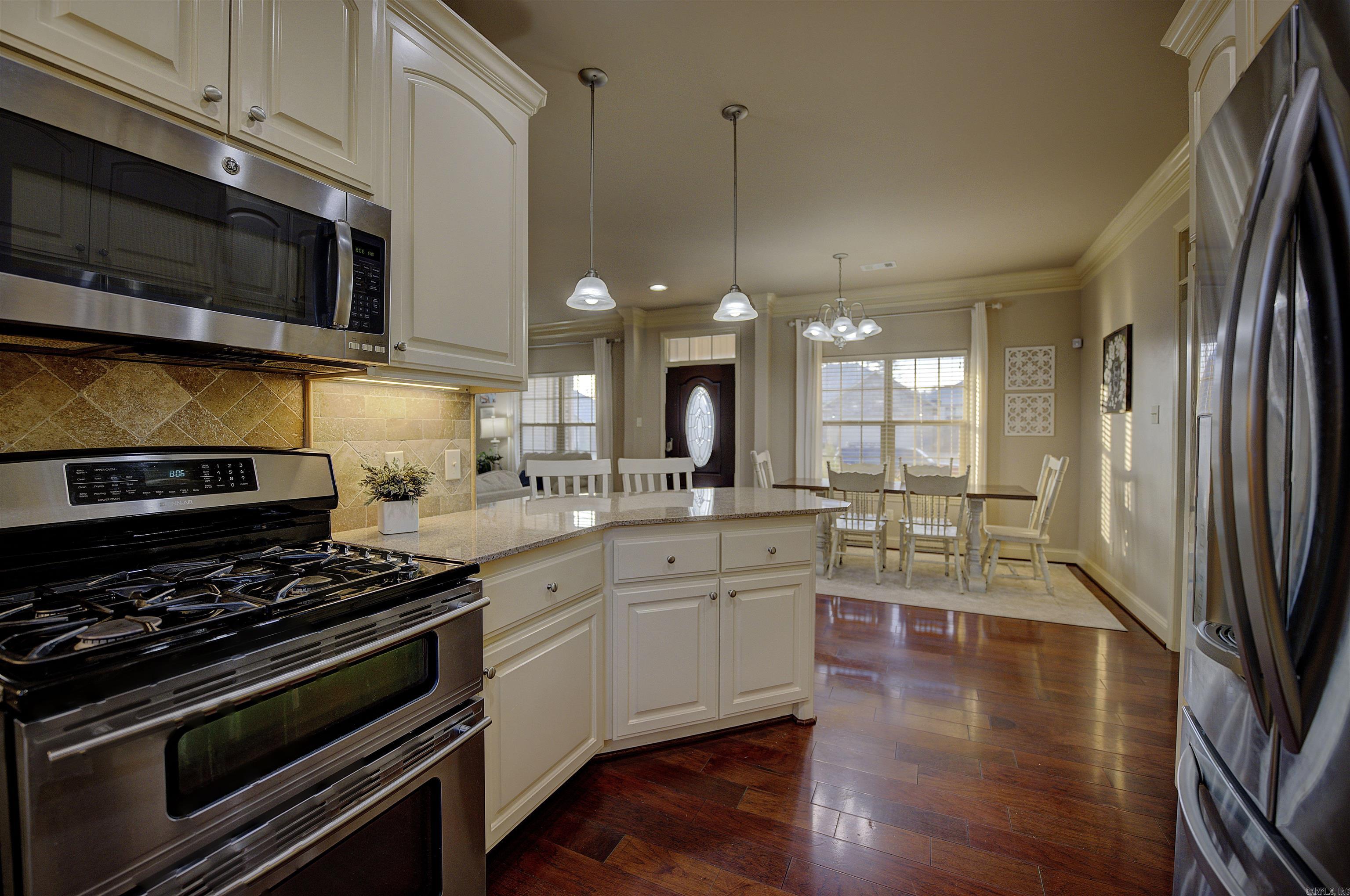 SILVER SPRINGS - Residential