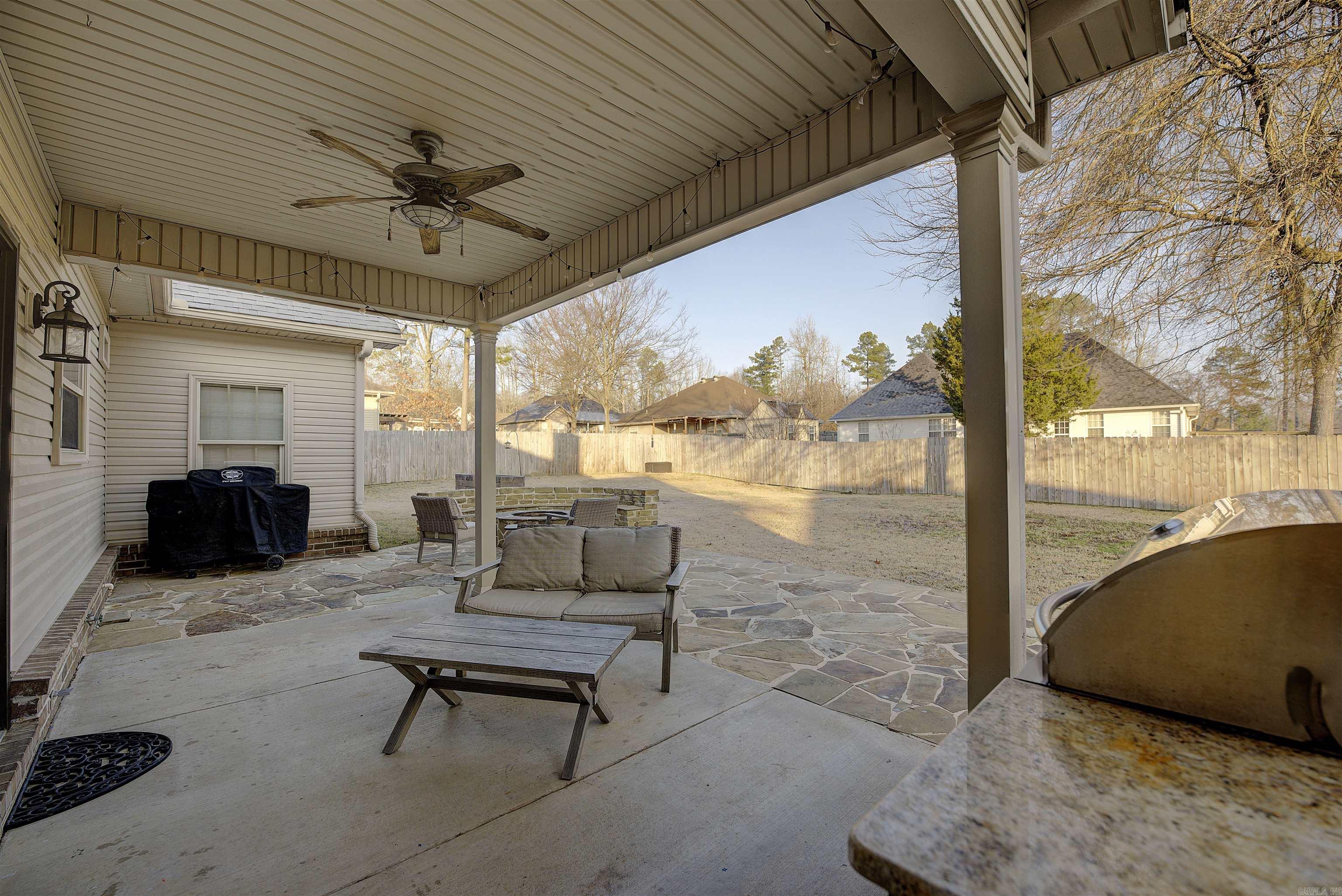 SILVER SPRINGS - Residential