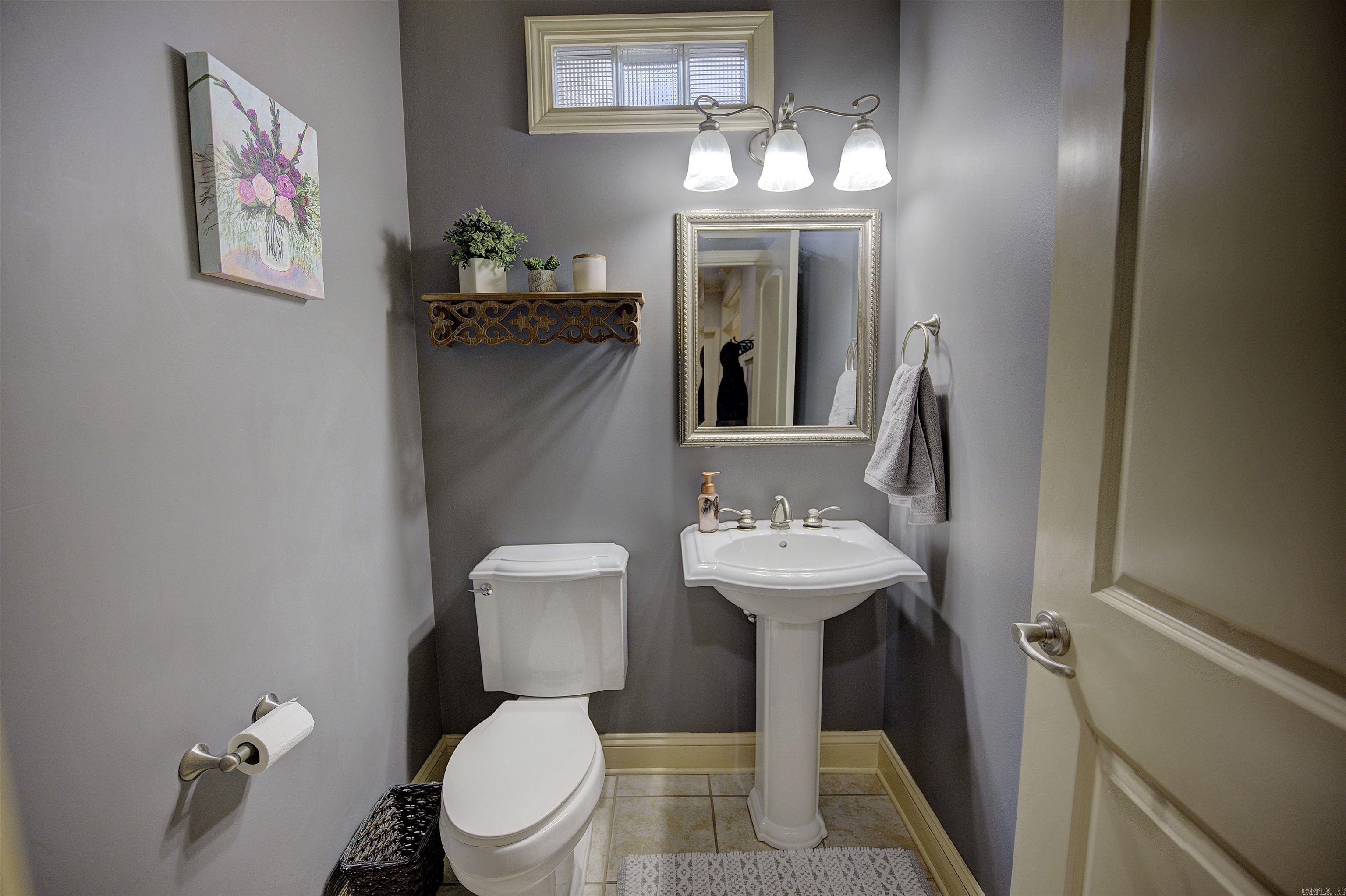 SILVER SPRINGS - Residential