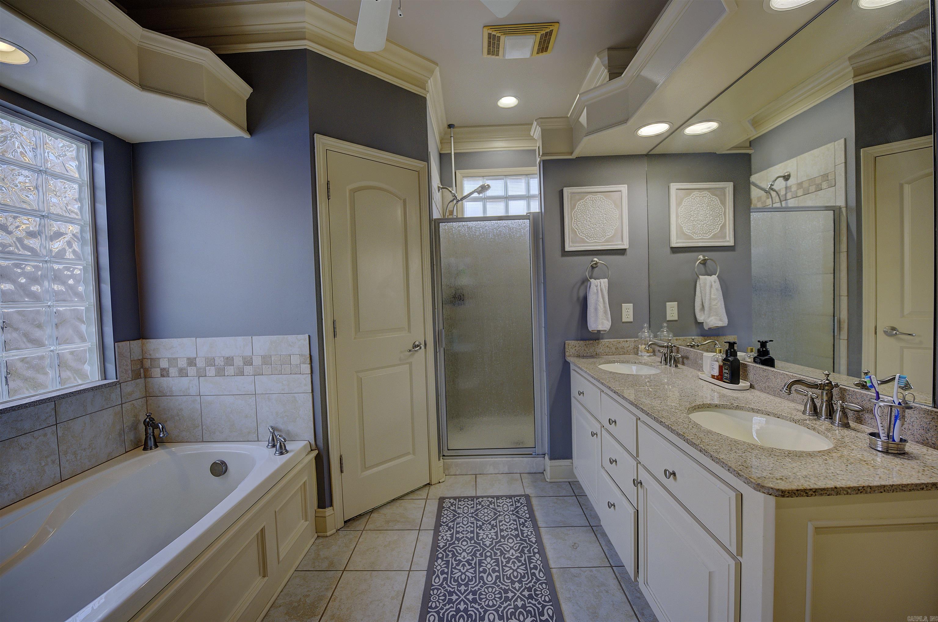 SILVER SPRINGS - Residential