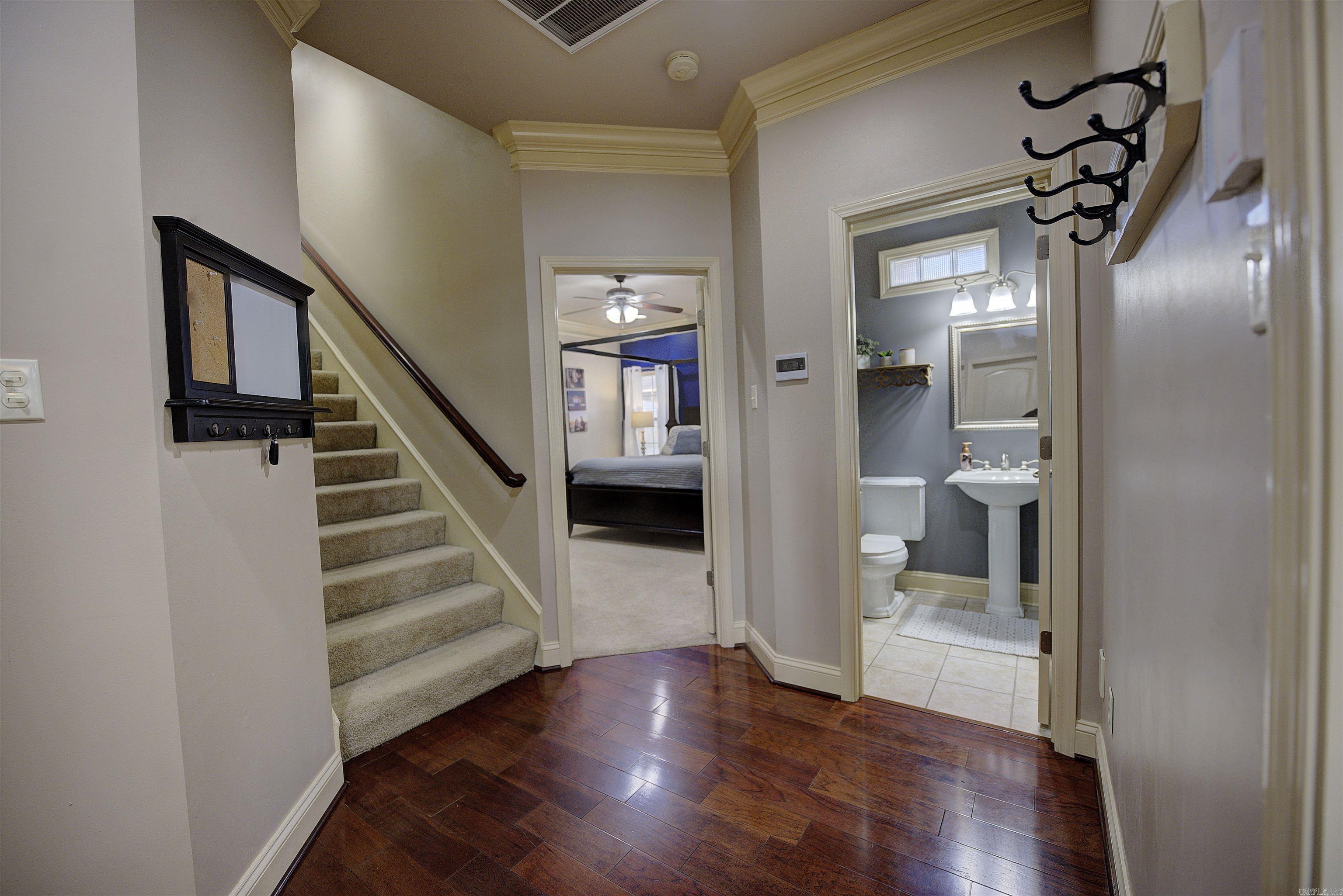 SILVER SPRINGS - Residential