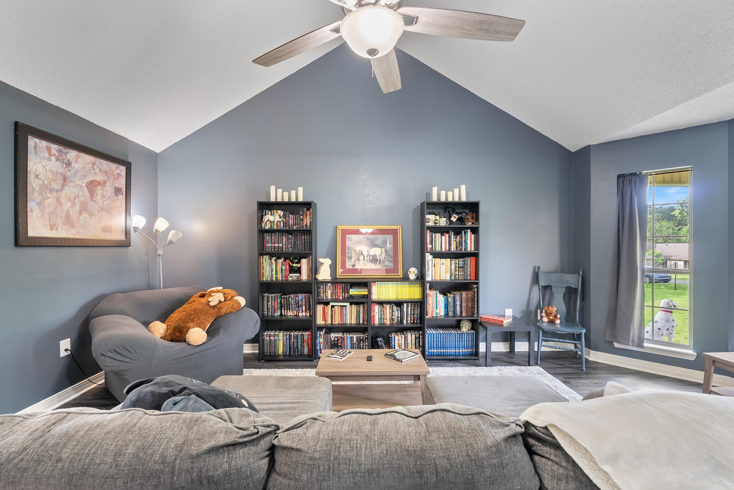 VALLEY RIDGE - Residential