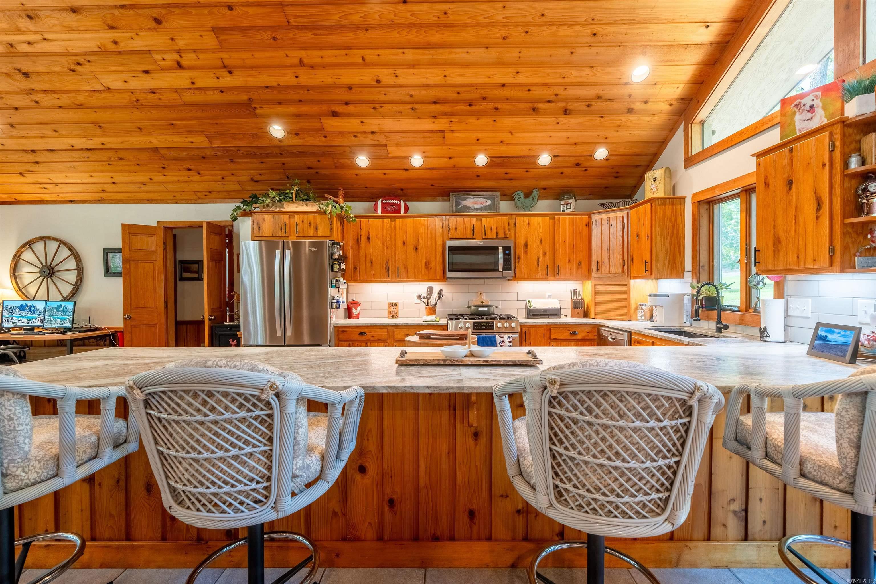 Island Shores - Residential